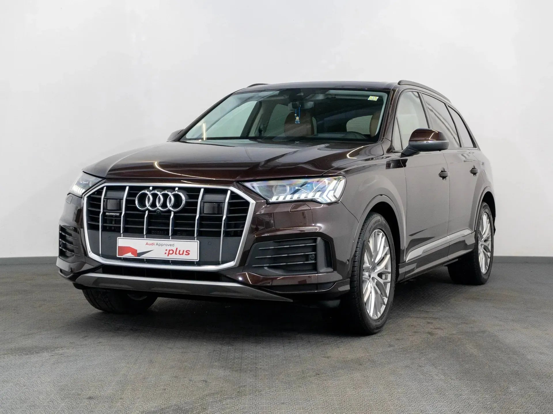 Audi Q7 50 TDI quattro - Samsaru's Car Outlet