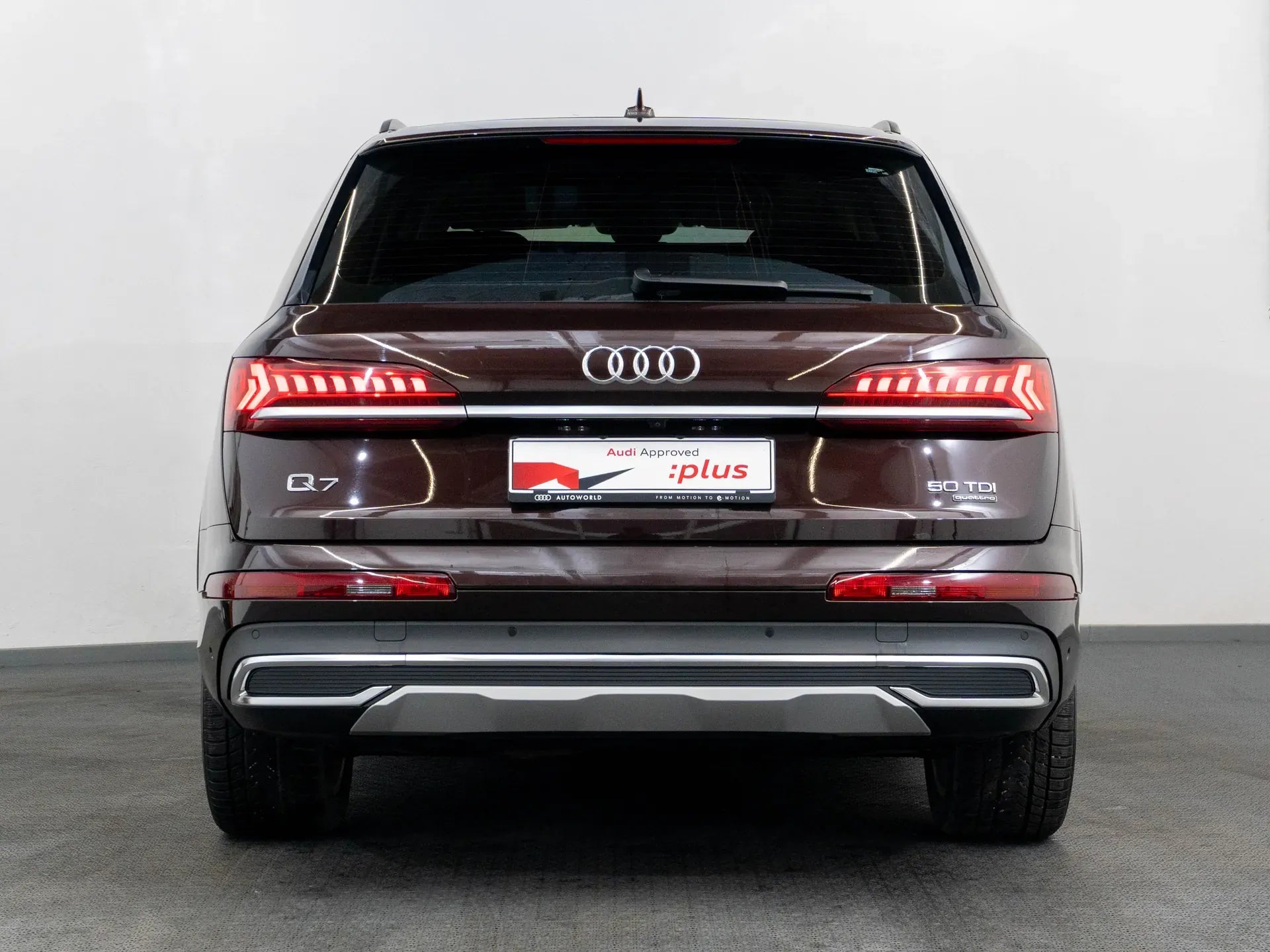 Audi Q7 50 TDI quattro - Samsaru's Car Outlet