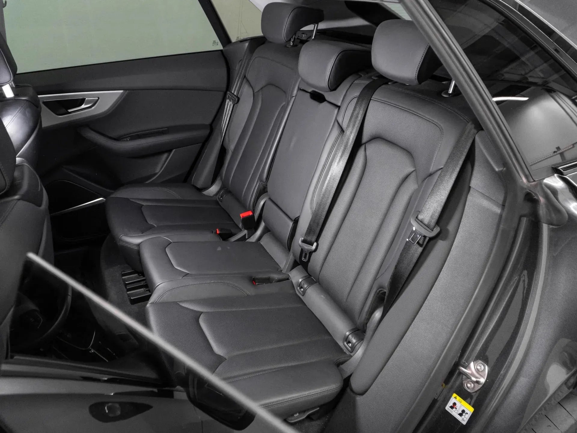 Audi Q8 55 TFSI quattro - Samsaru's Car Outlet