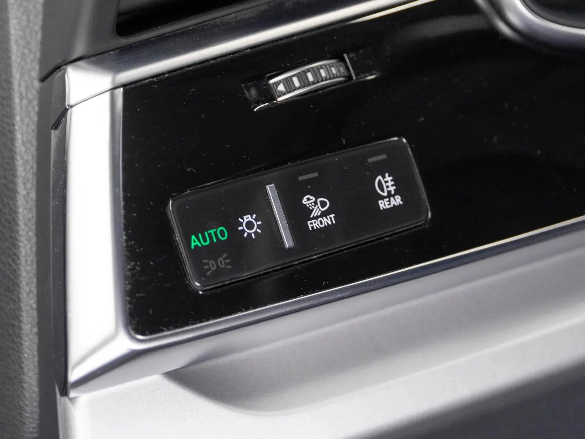Audi Q8 55 TFSI quattro - Samsaru's Car Outlet
