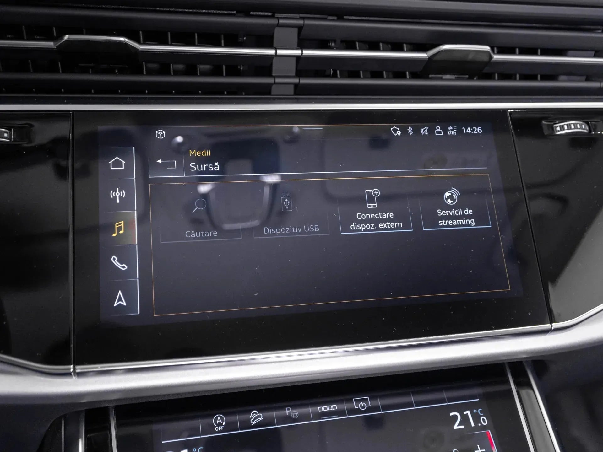 Audi Q8 55 TFSI quattro - Samsaru's Car Outlet