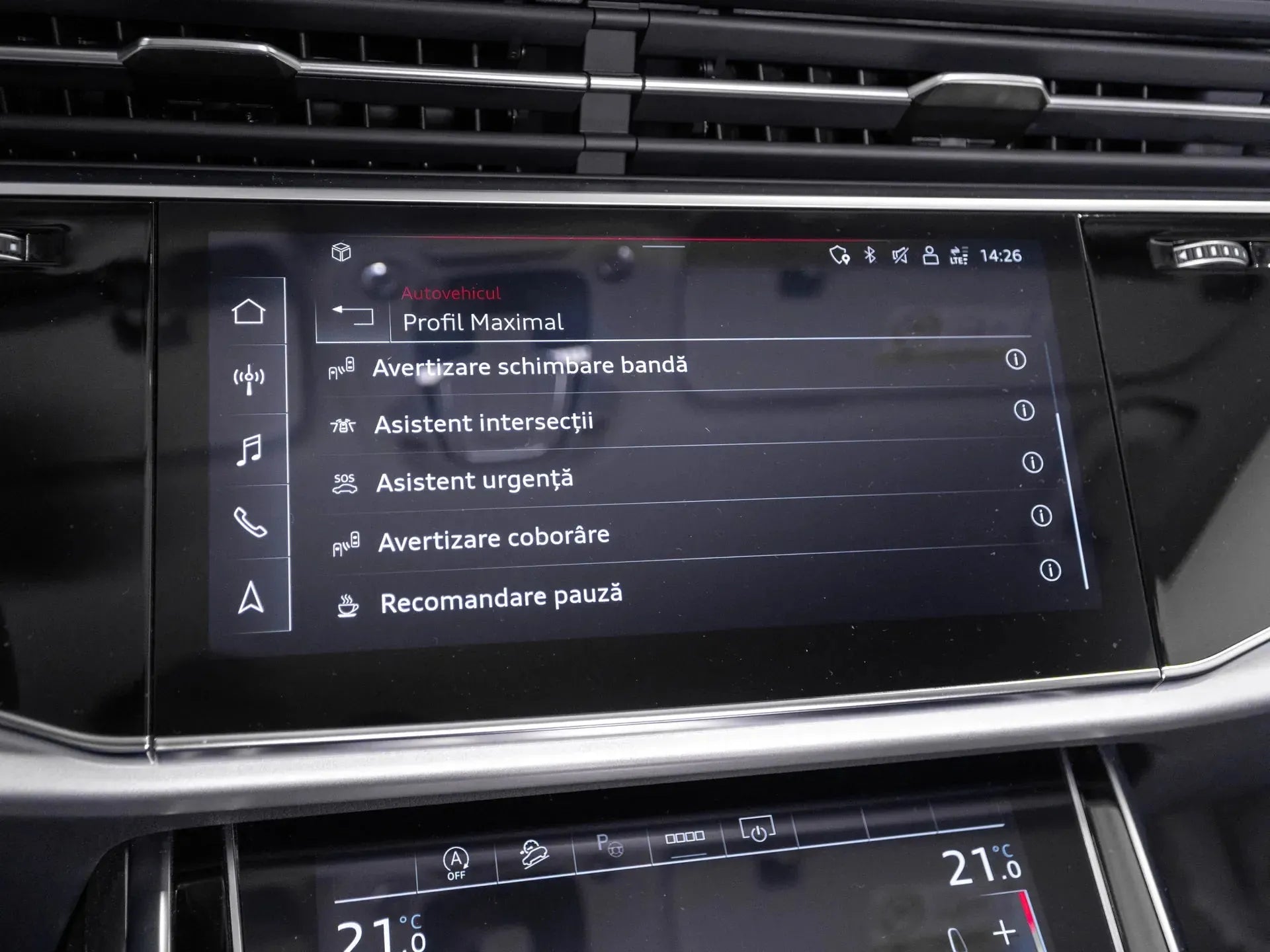 Audi Q8 55 TFSI quattro - Samsaru's Car Outlet