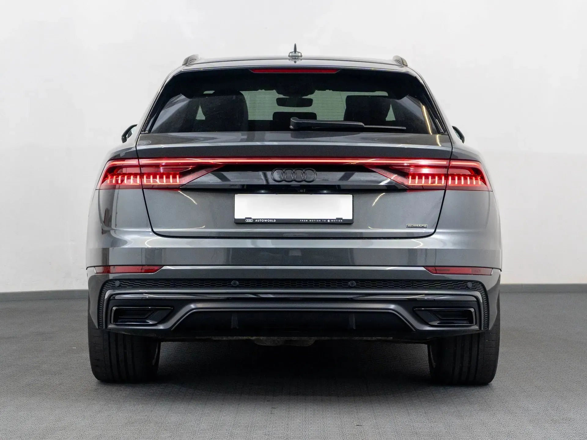 Audi Q8 55 TFSI quattro - Samsaru's Car Outlet