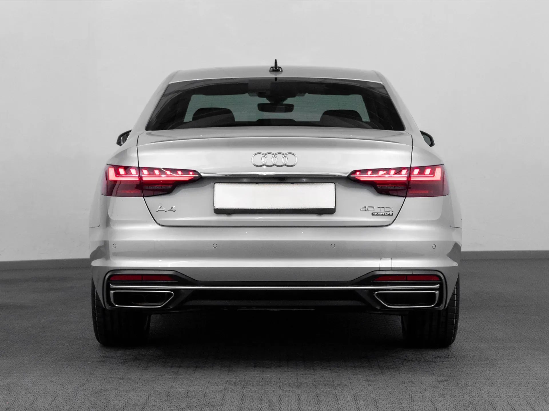 Audi A4 Advanced 40 TDI quattro - Samsaru's Car Outlet