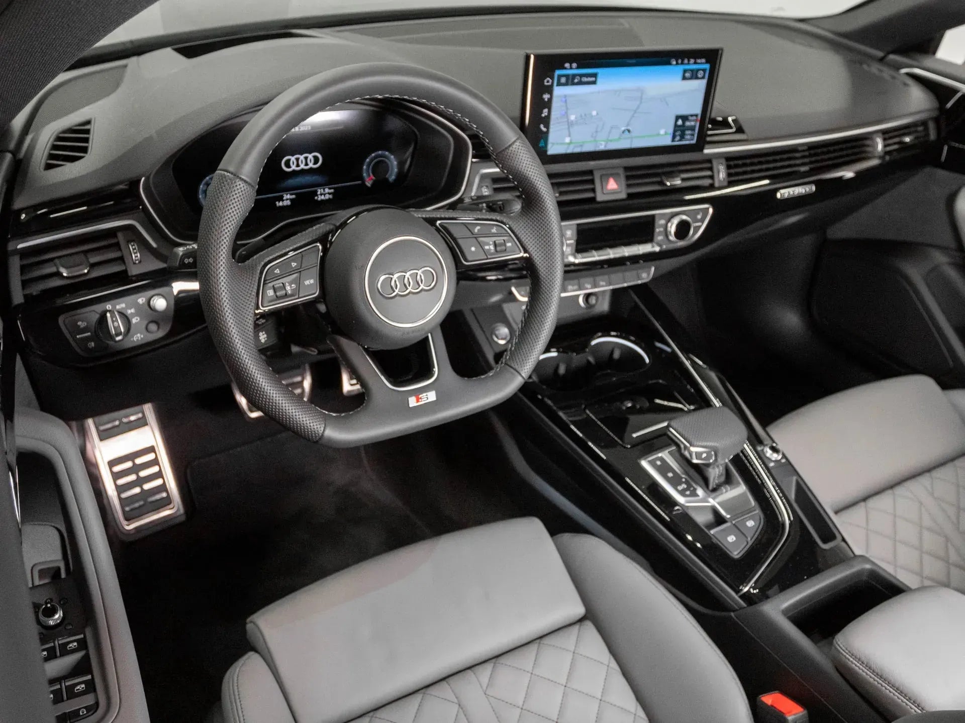 Audi A5 Sportback Advanced 40 TFSI quattro - Samsaru's Car Outlet