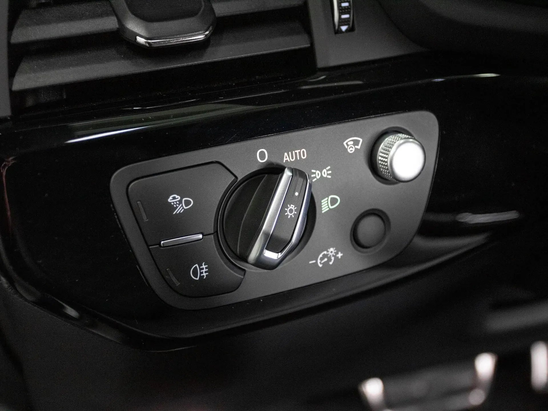 Audi A5 Sportback Advanced 40 TFSI quattro - Samsaru's Car Outlet