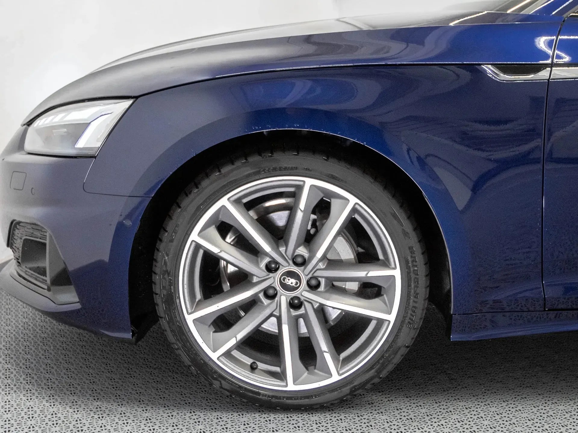 Audi A5 Sportback Advanced 40 TFSI quattro - Samsaru's Car Outlet
