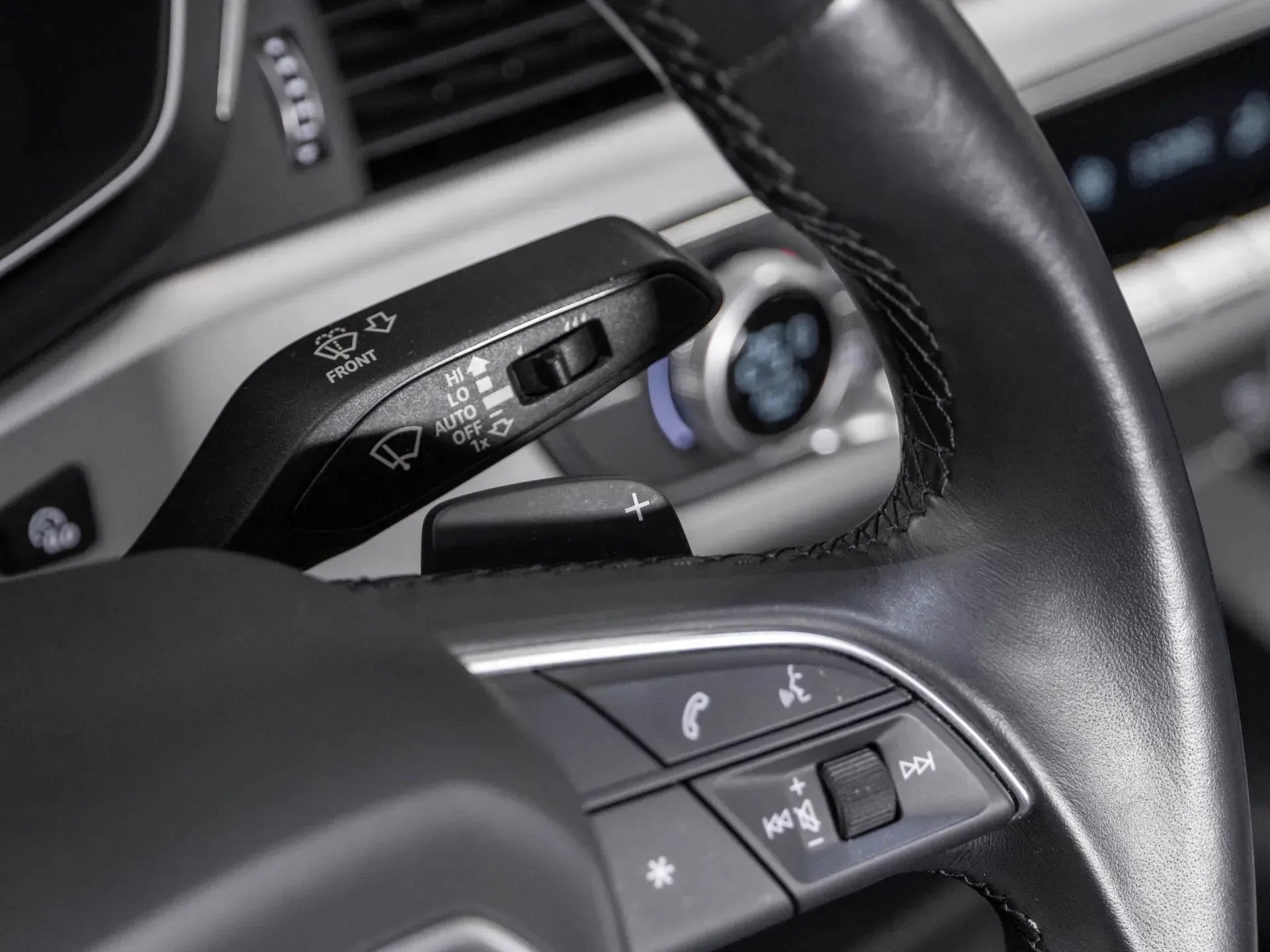Audi A5 2.0 Diesel 204 CP Negru - Samsaru's Car Outlet