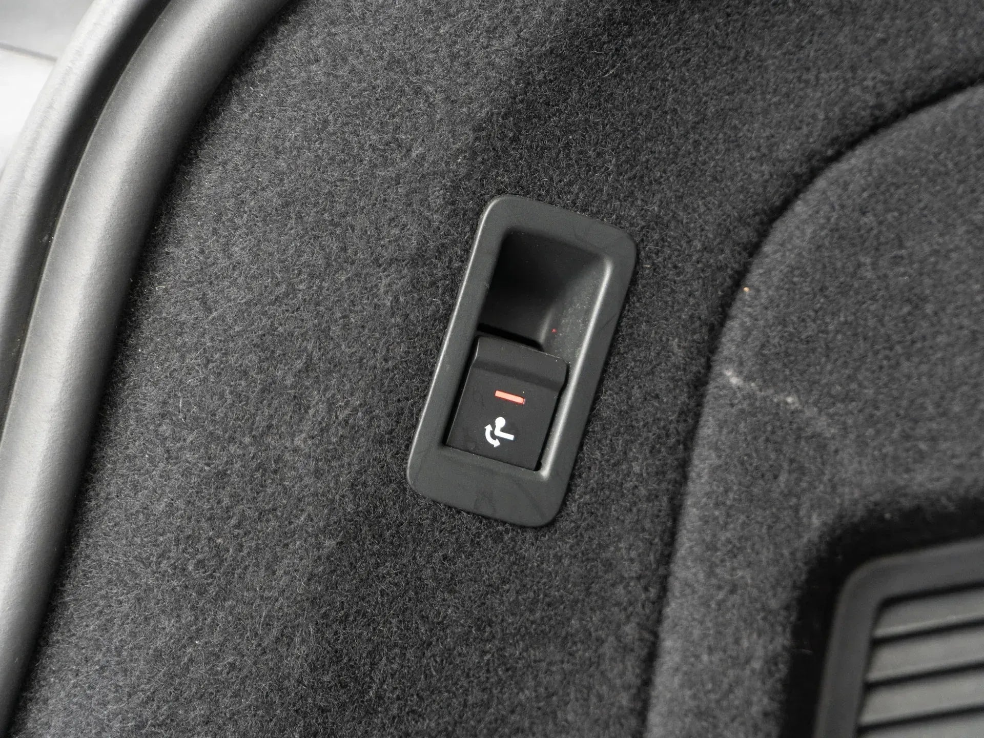 Audi A5 2.0 Diesel 204 CP Negru - Samsaru's Car Outlet