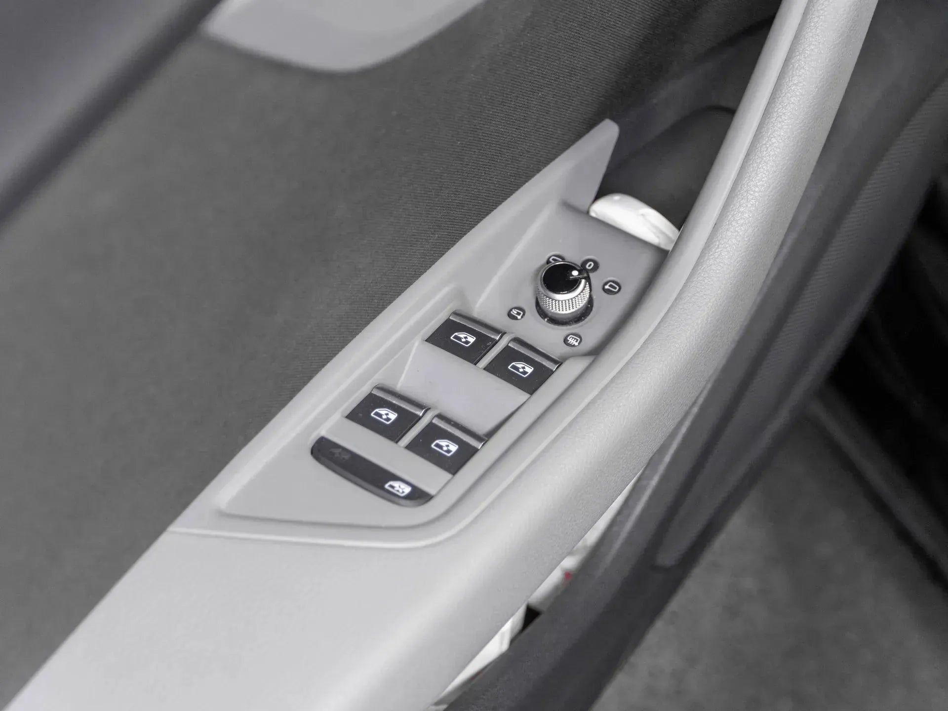 Audi A5 2.0 Diesel 204 CP Negru - Samsaru's Car Outlet