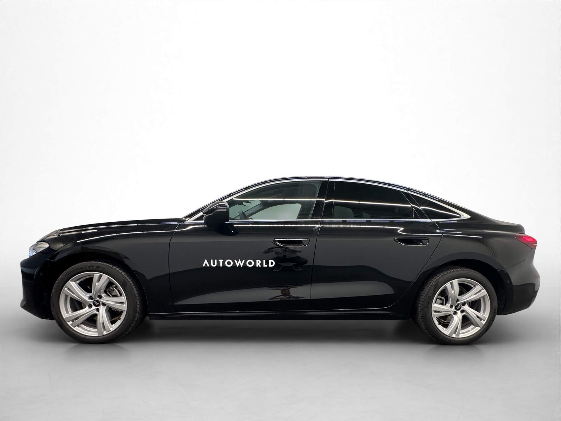 Audi A5 Limuzina 35 TFSI 150CP - Samsaru's Car Outlet