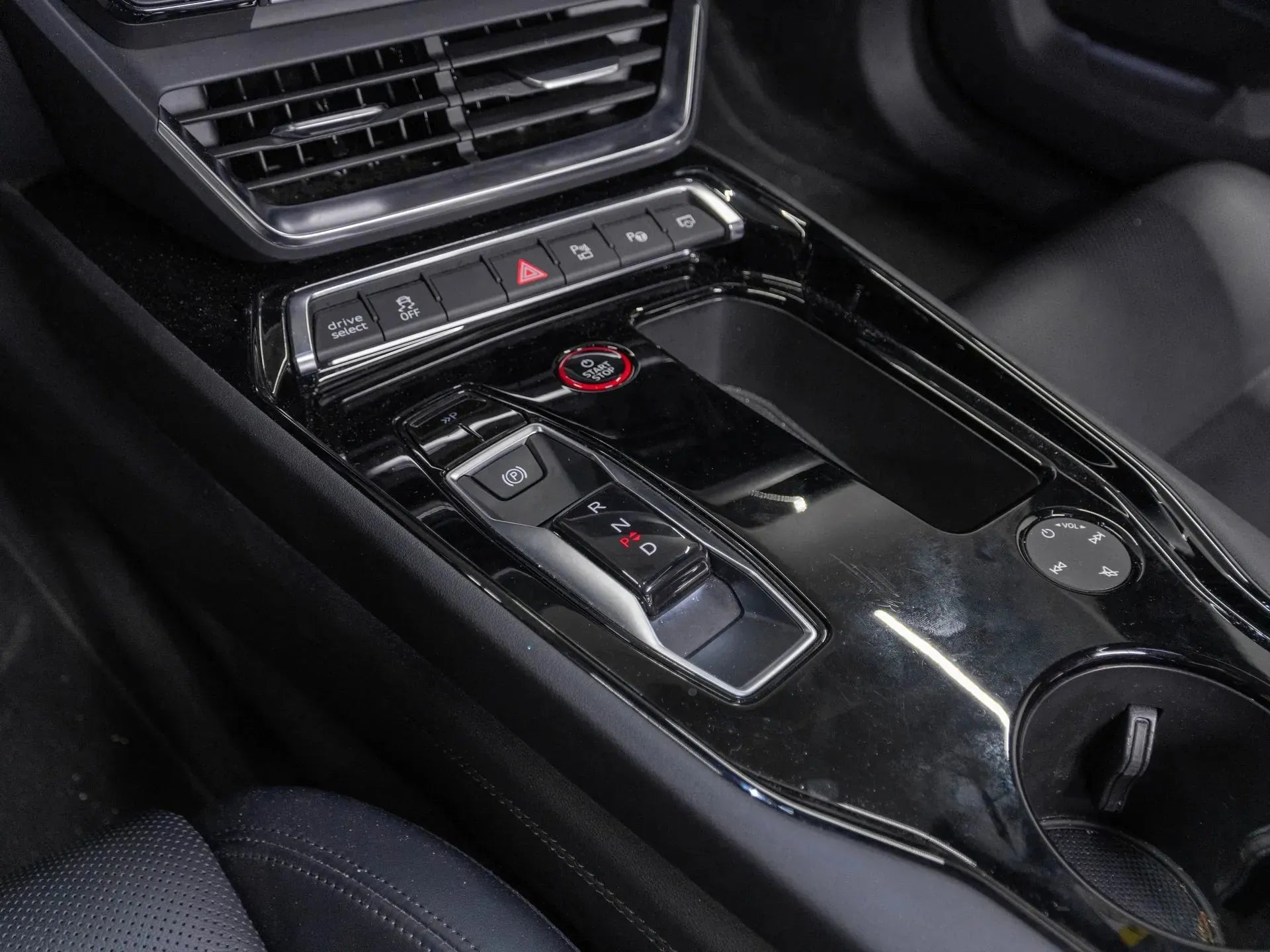 Audi e-tron GT quattro - Samsaru's Car Outlet