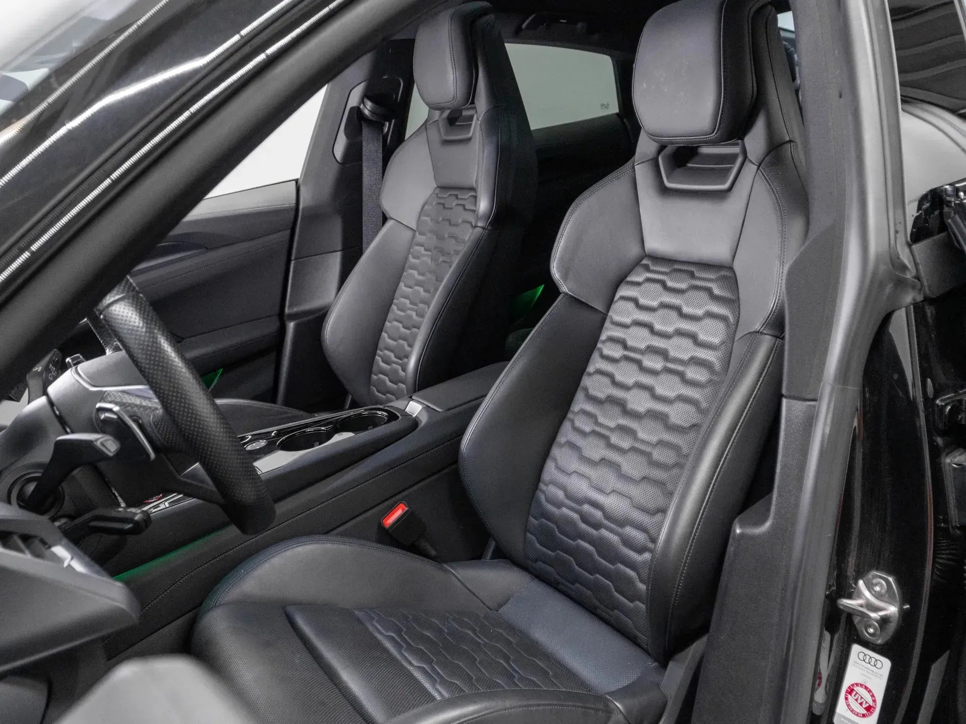 Audi e-tron GT quattro - Samsaru's Car Outlet