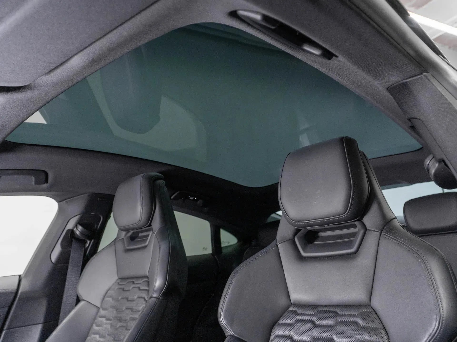Audi e-tron GT quattro - Samsaru's Car Outlet