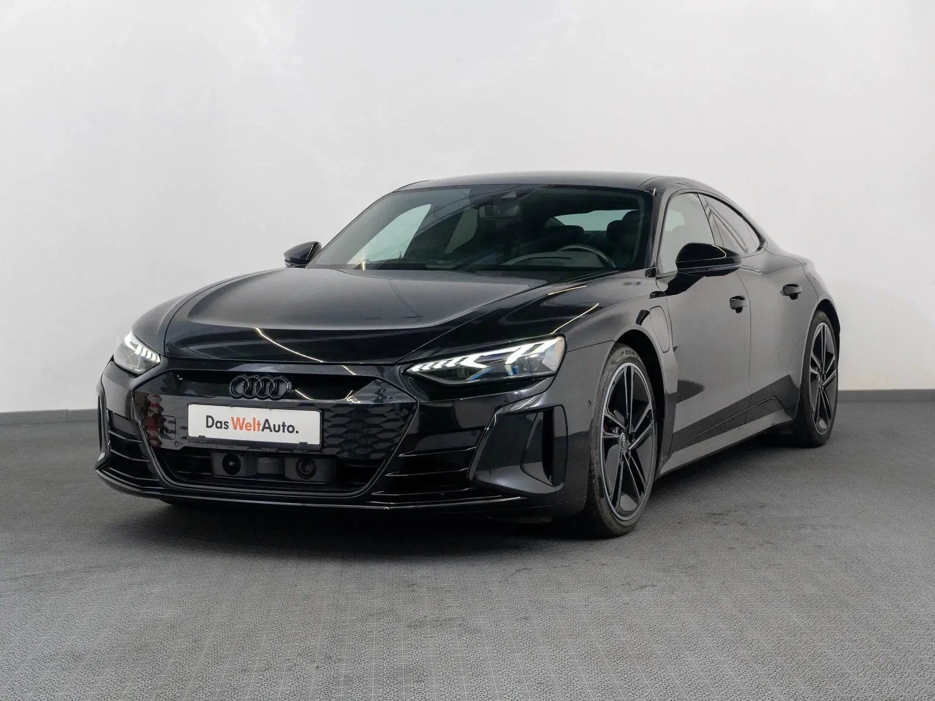 Audi e-tron GT quattro - Samsaru's Car Outlet