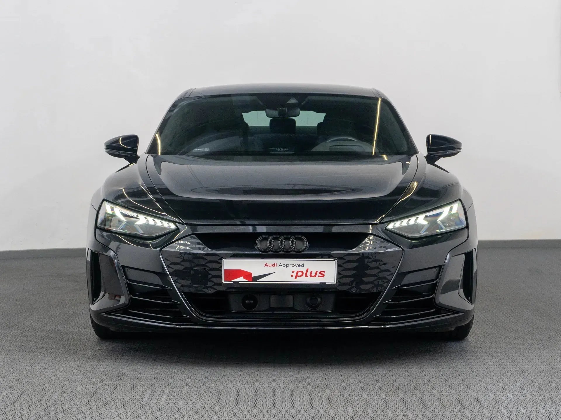 Audi e-tron GT quattro - Samsaru's Car Outlet