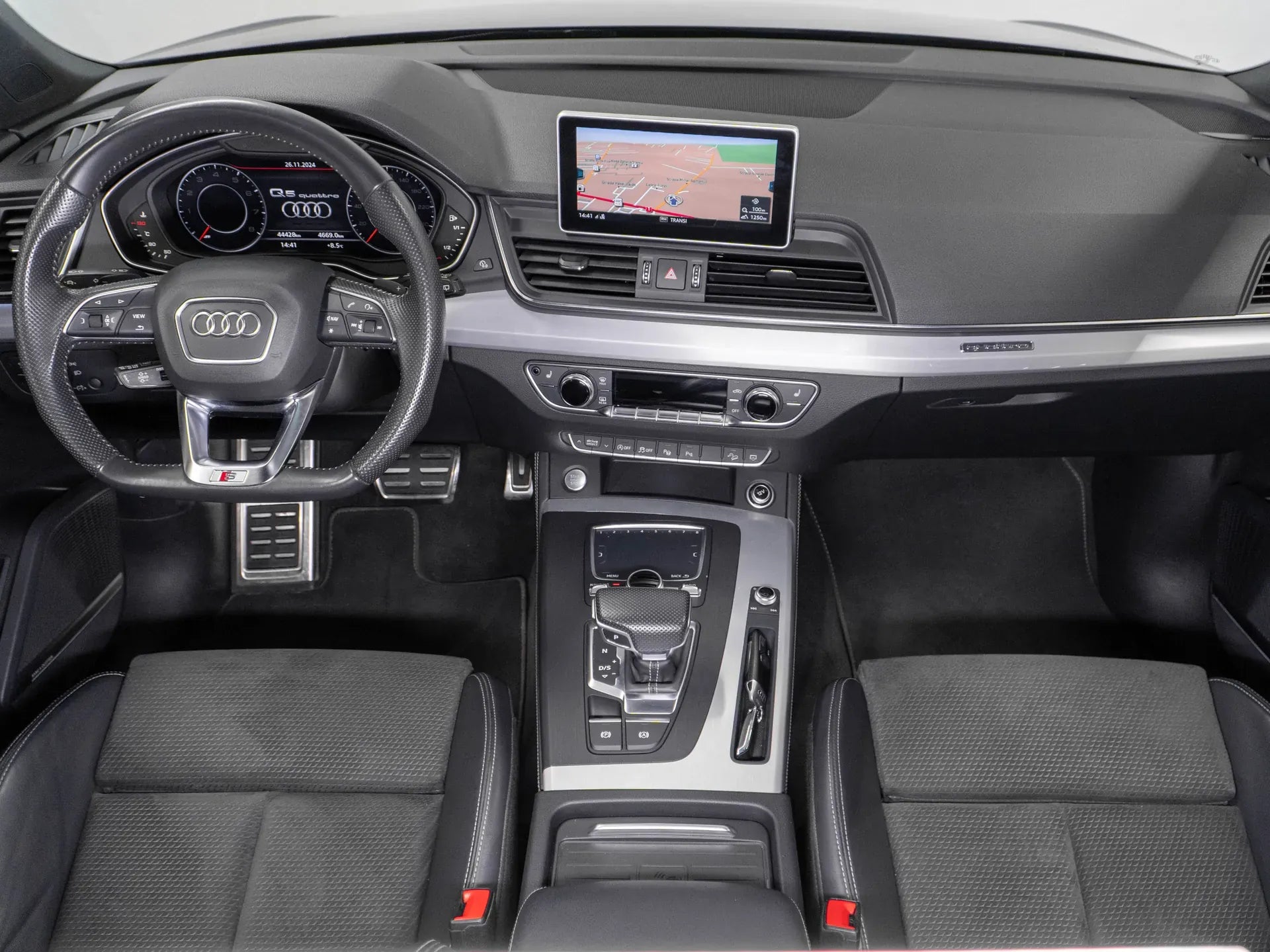 Audi Q5 2.0 Benzina 245 CP Albastru - Samsaru's Car Outlet
