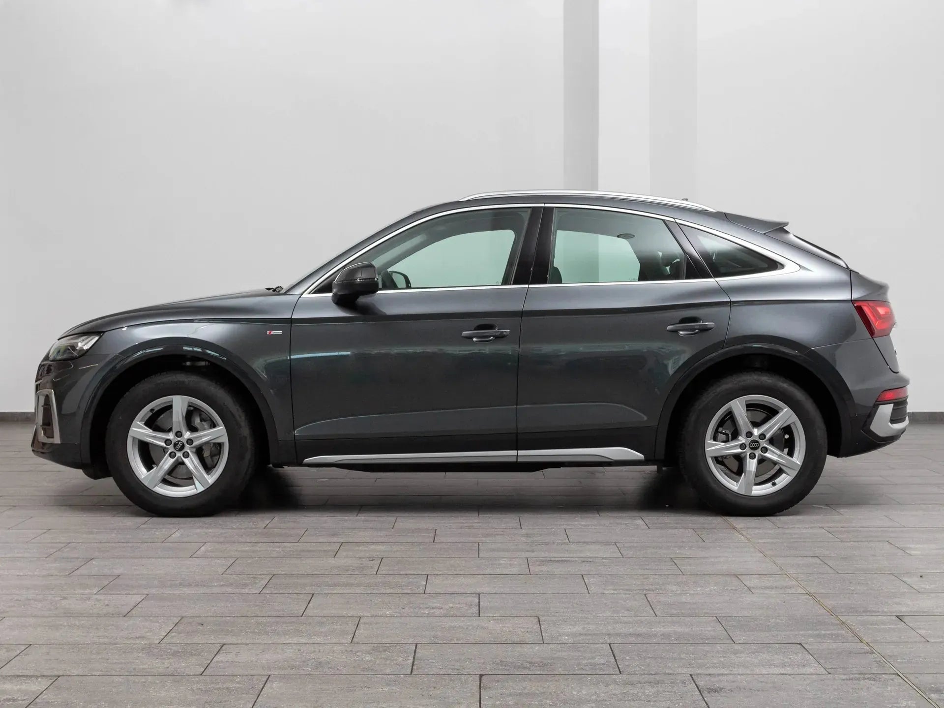 Audi Q5 Sportback S line 45 TFSI quattro - Samsaru's Car Outlet
