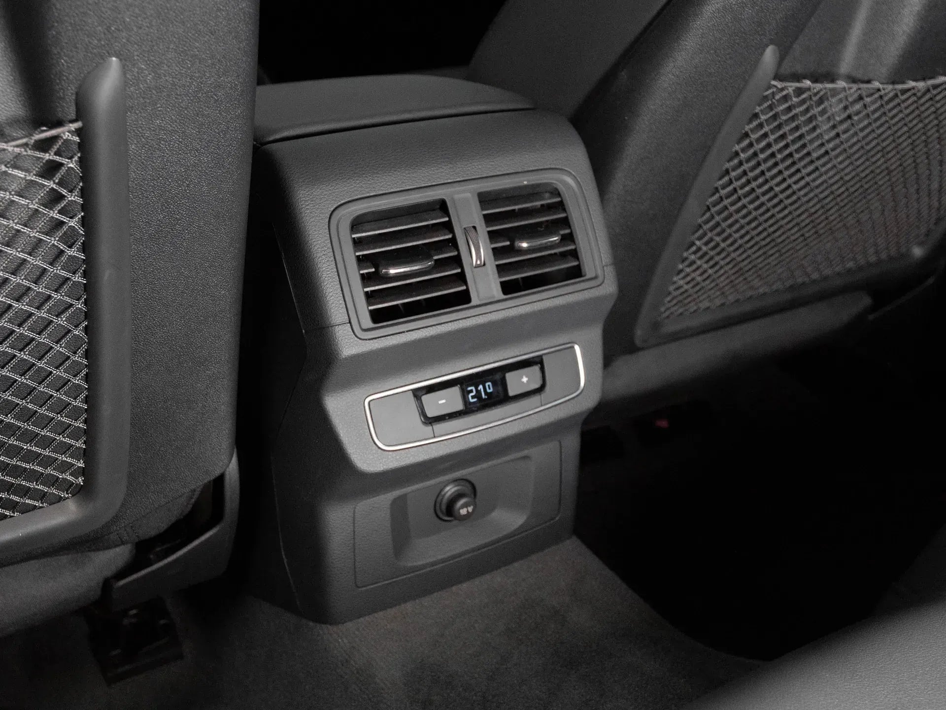 Audi Q5 Sportback S line 45 TFSI quattro - Samsaru's Car Outlet