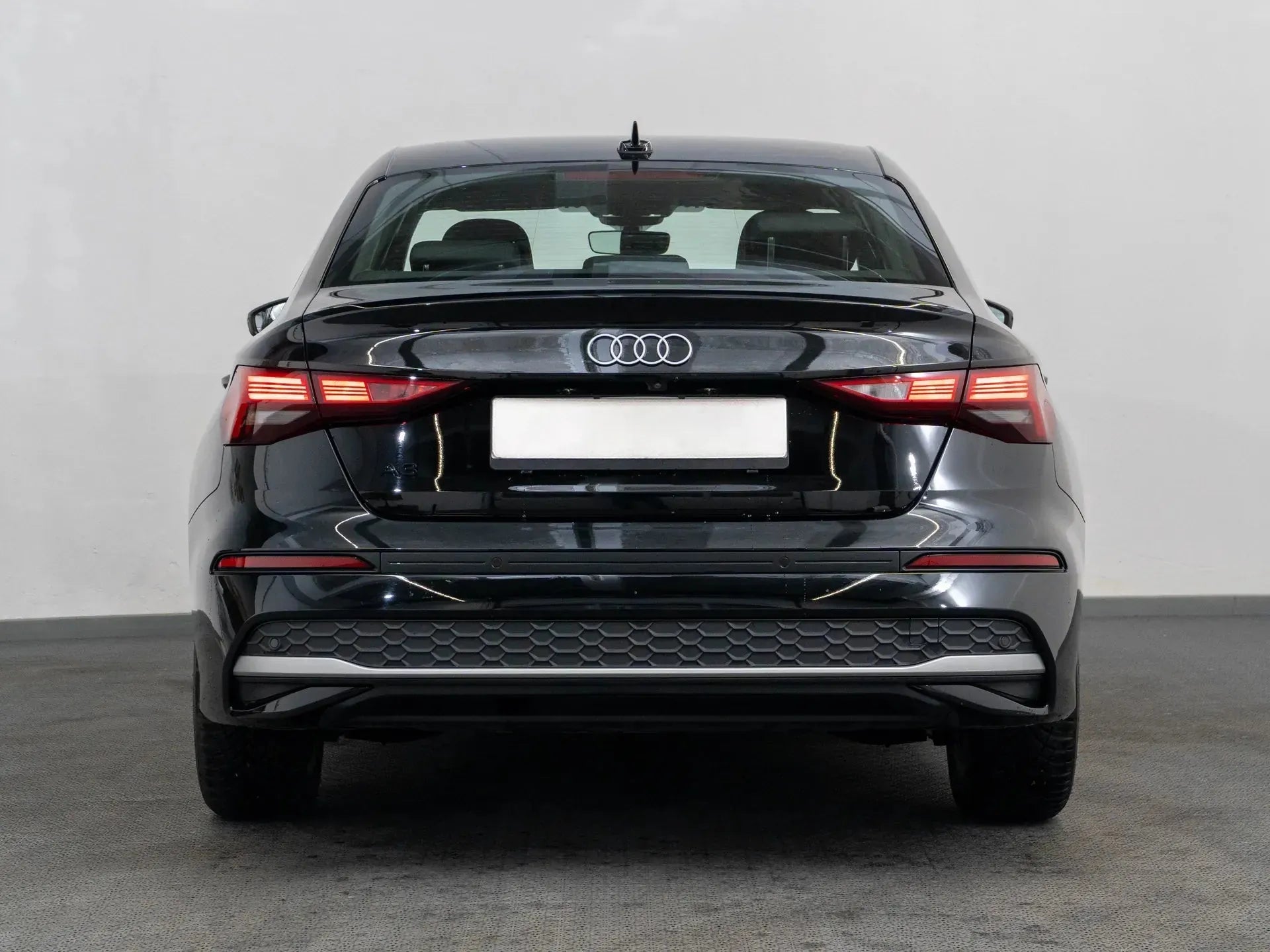 Audi A3 1.5 Benzina 116 CP Negru (dublu ambreiaj) - Samsaru's Car Outlet