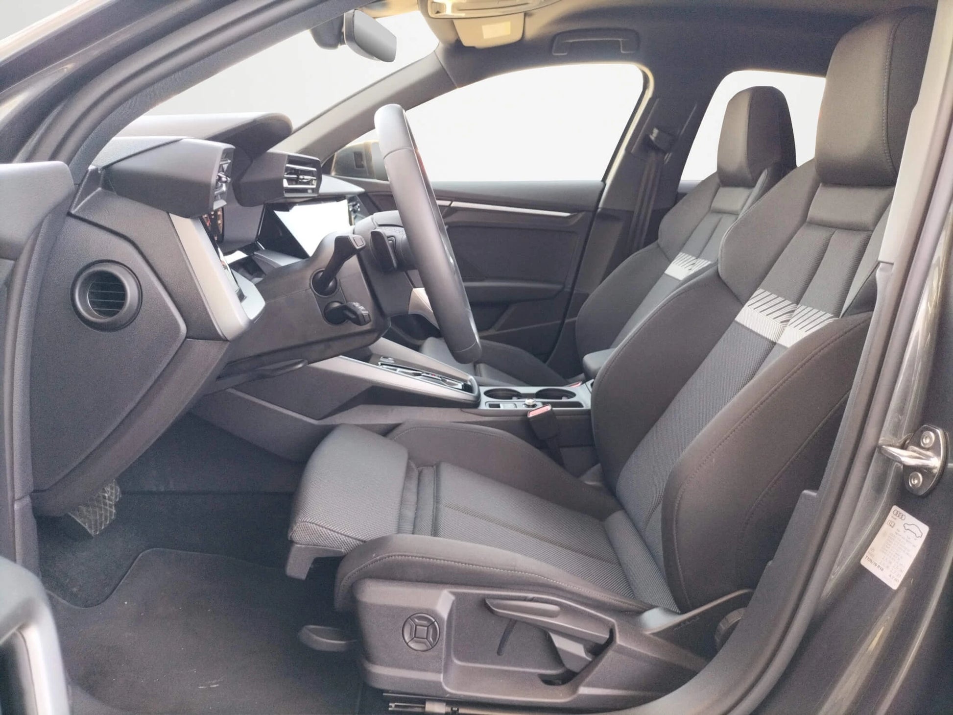 Audi A3 Sportback 30 TFSI S line - Samsaru's Car Outlet