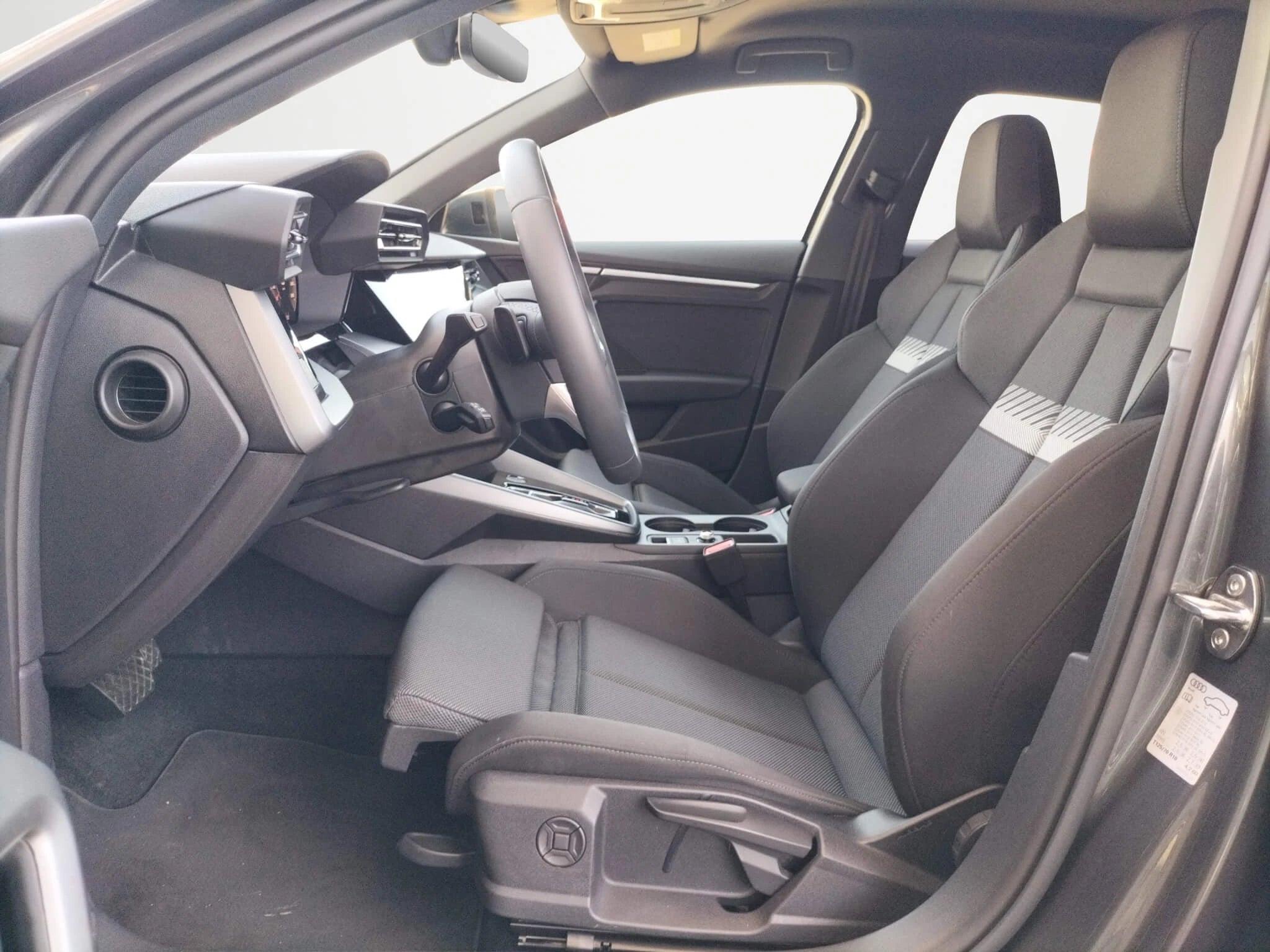 Audi A3 Sportback 30 TFSI S line - Samsaru's Car Outlet