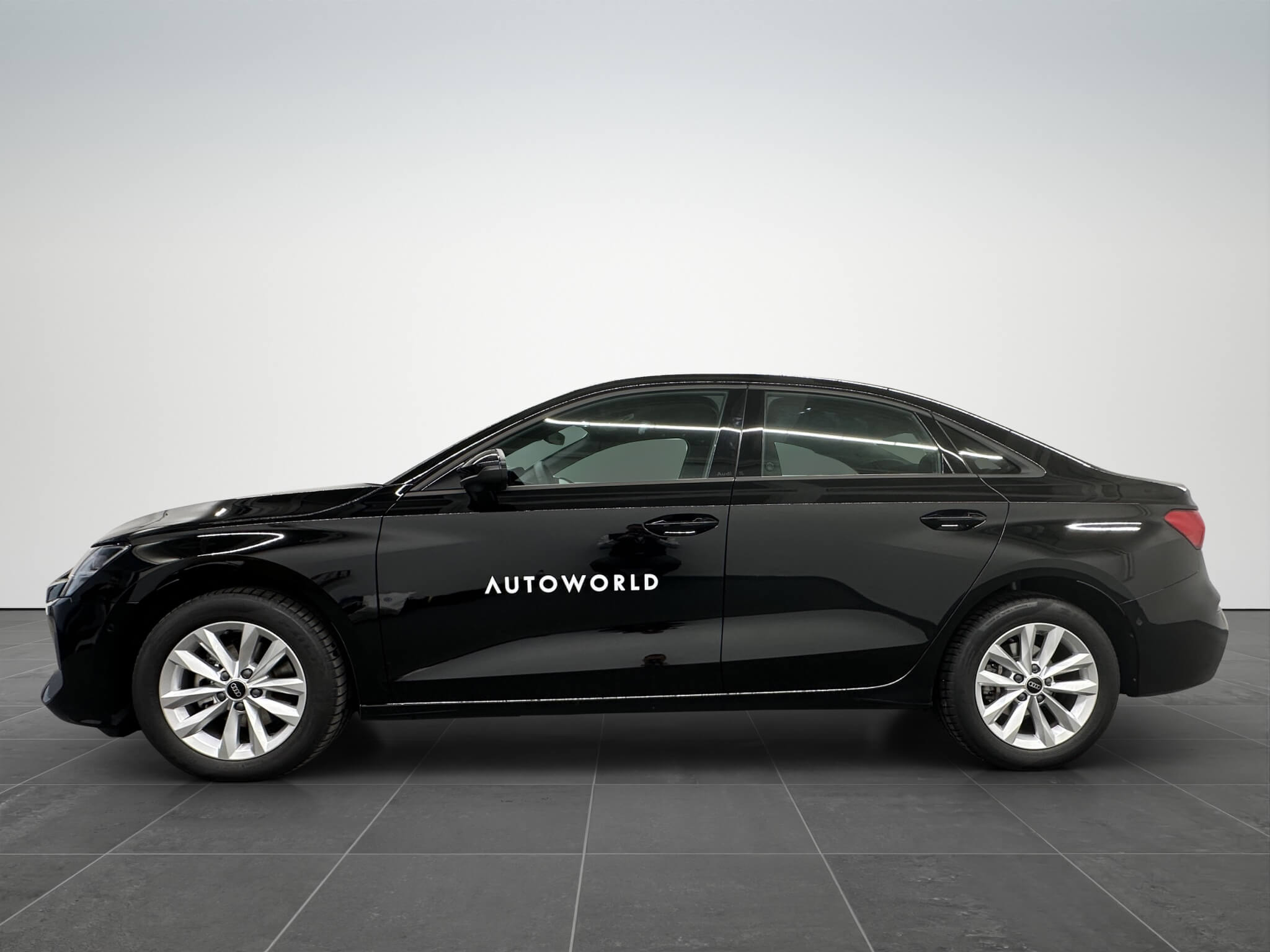 Audi A3 Sedan 1.5 TFSI 150CP 2025 - Samsaru's Car Outlet
