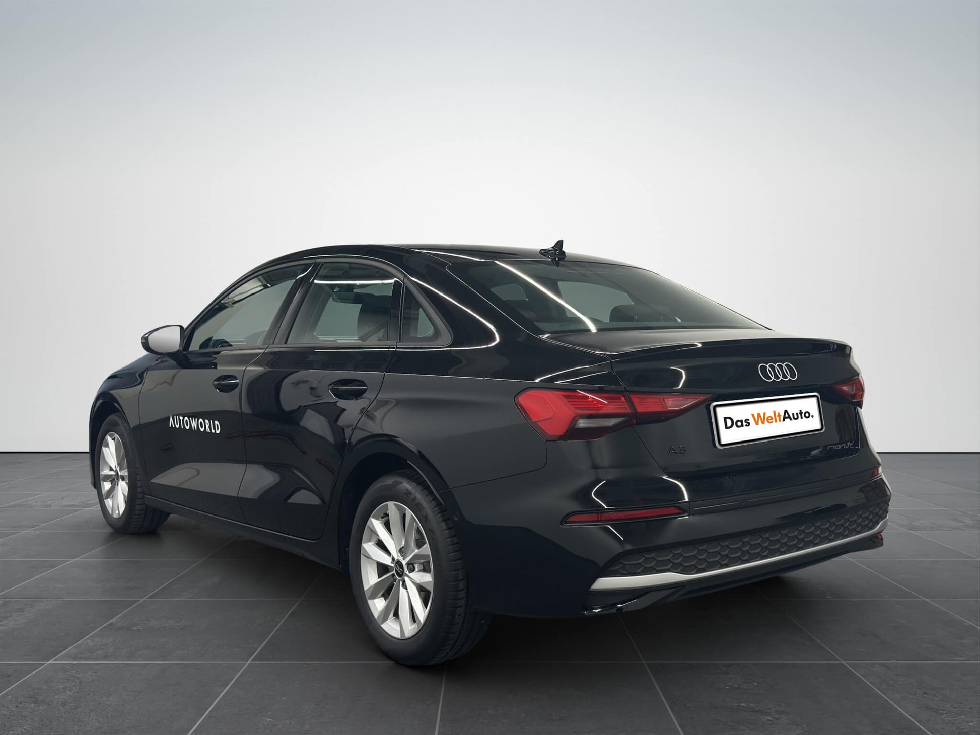 Audi A3 Sedan 1.5 TFSI 150CP 2025 - Samsaru's Car Outlet