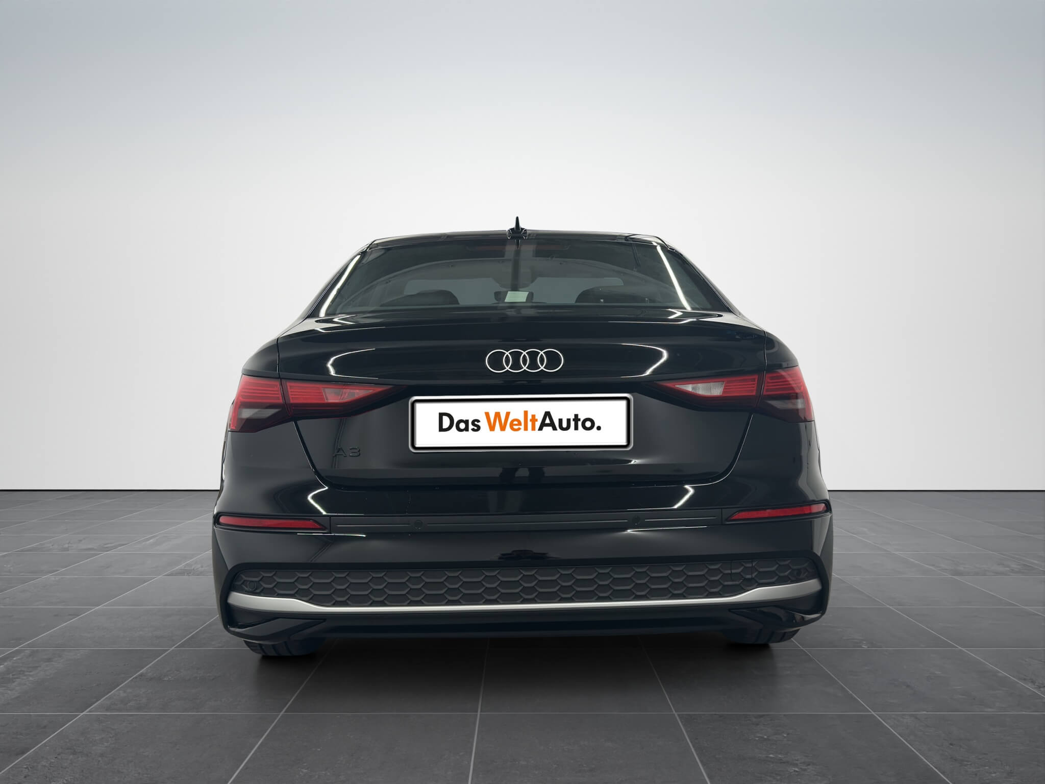 Audi A3 Sedan 1.5 TFSI 150CP 2025 - Samsaru's Car Outlet