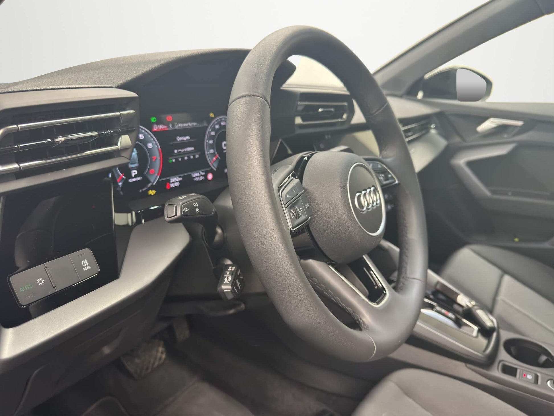 Audi A3 Sedan 1.5 TFSI 150CP 2025 - Samsaru's Car Outlet