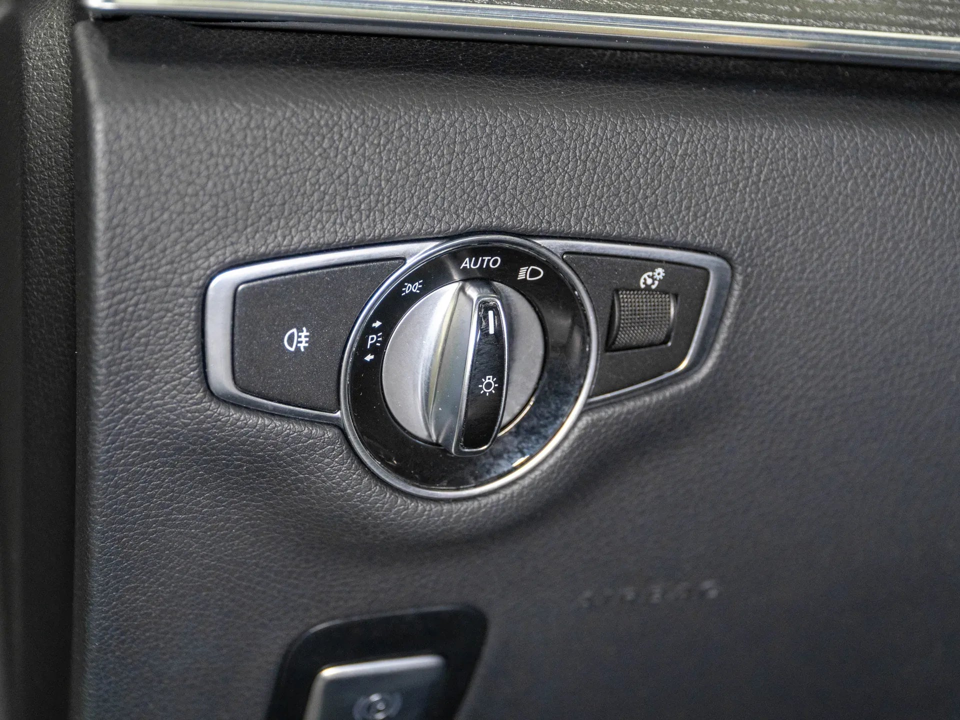 Mercedes-Benz CLS 400d 4MATIC Aut - Samsaru's Car Outlet
