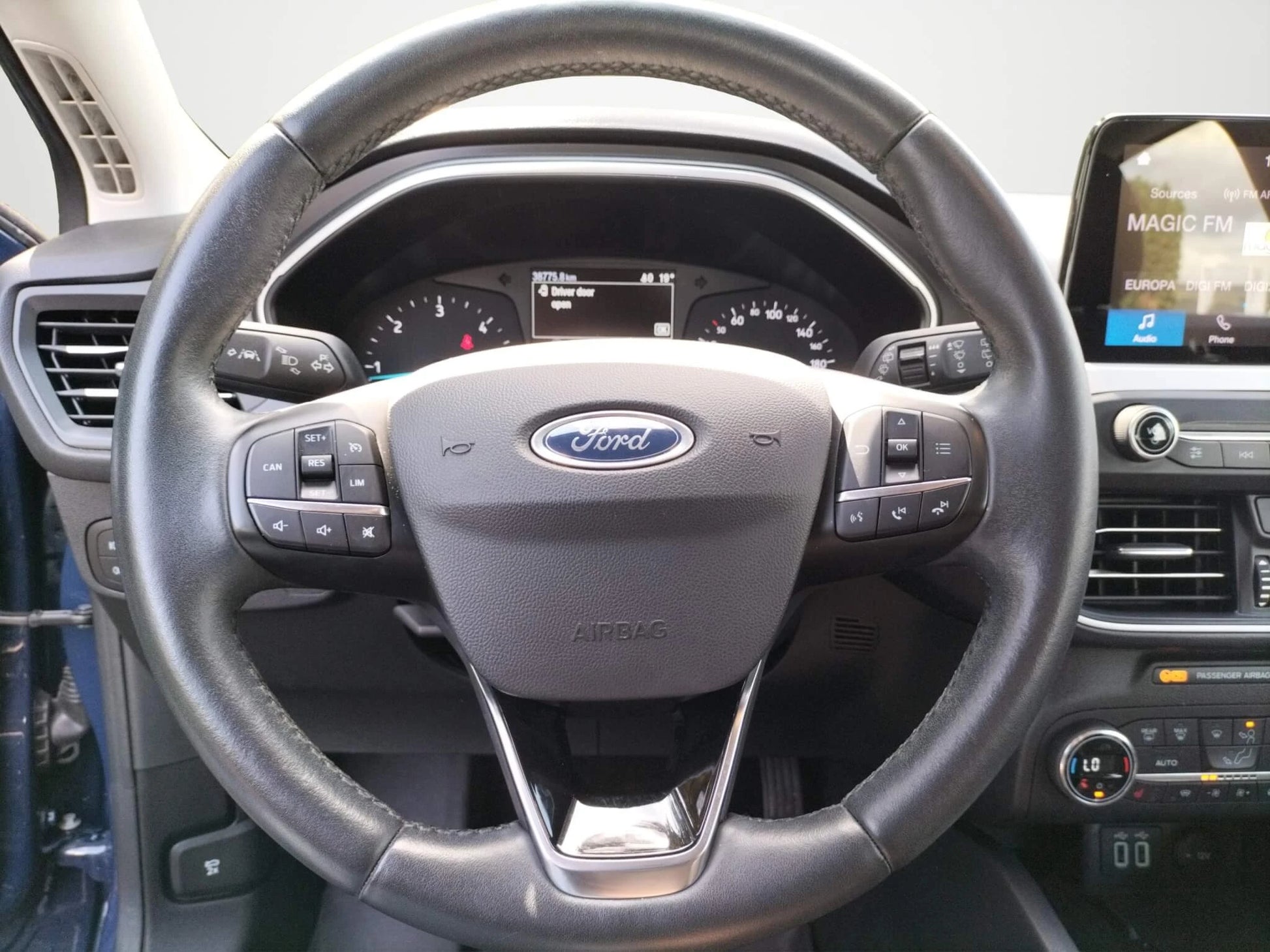 Ford Focus 1.5 EcoBlue Trend - Samsaru's Car Outlet