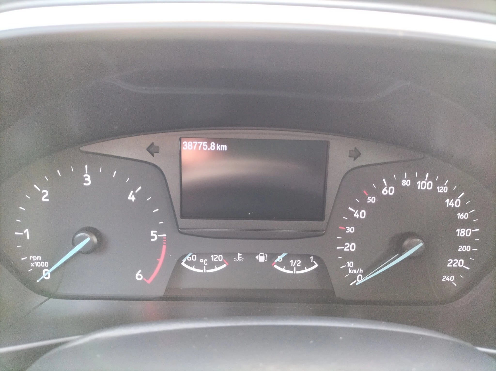 Ford Focus 1.5 EcoBlue Trend - Samsaru's Car Outlet