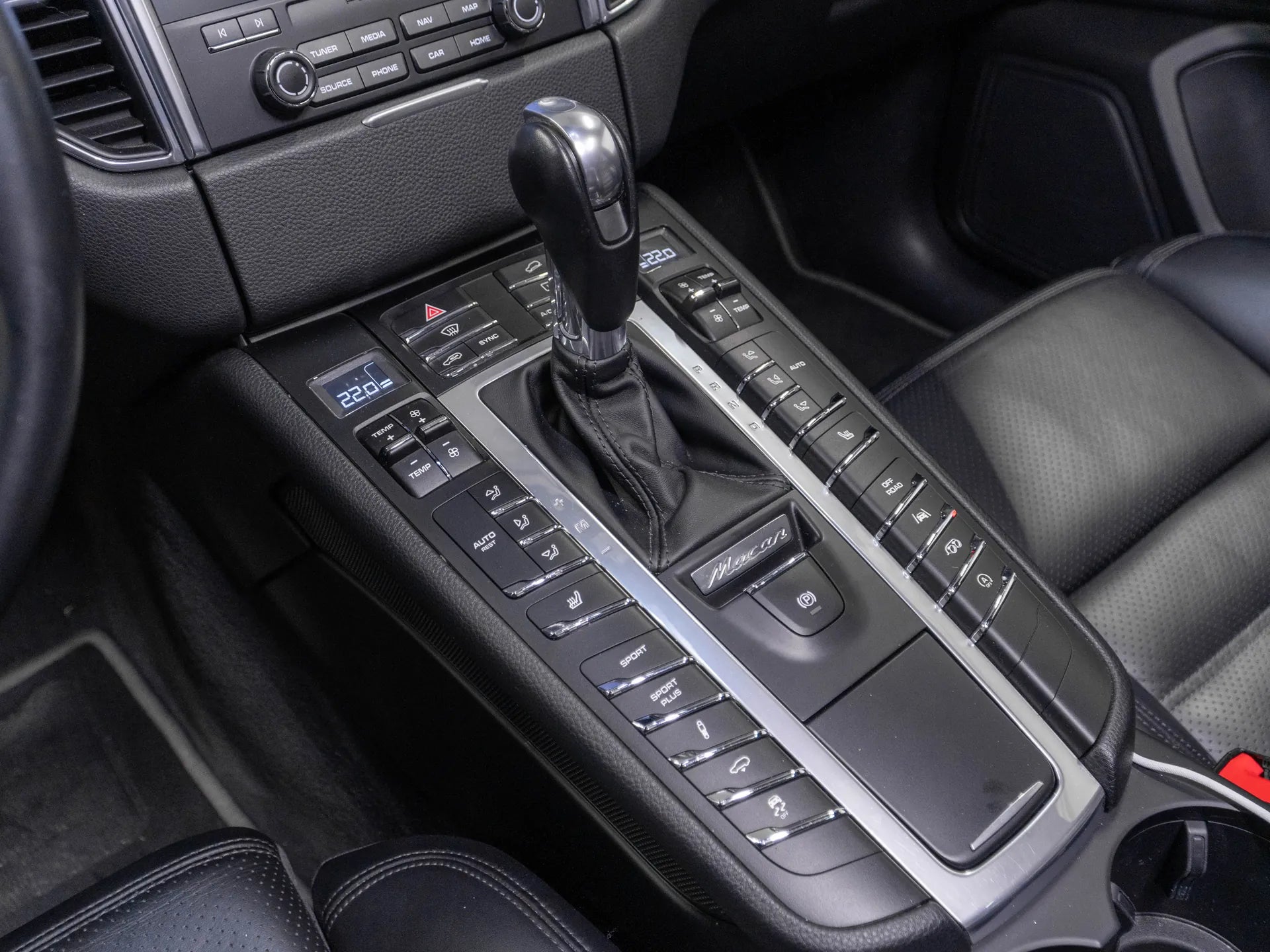 Porsche Macan 3.0 Benzina 353 CP Gri - Samsaru's Car Outlet