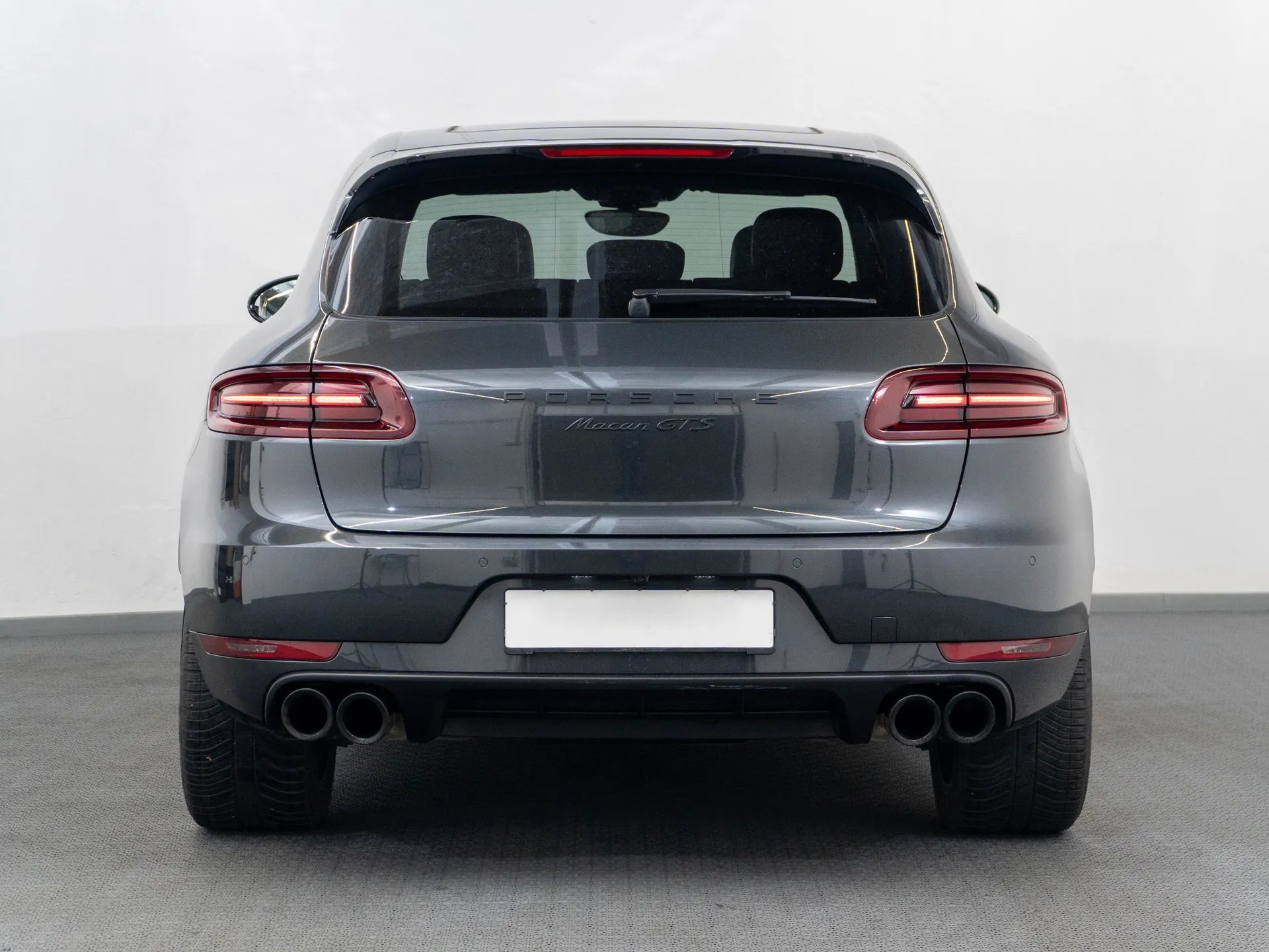 Porsche Macan 3.0 Benzina 353 CP Gri - Samsaru's Car Outlet