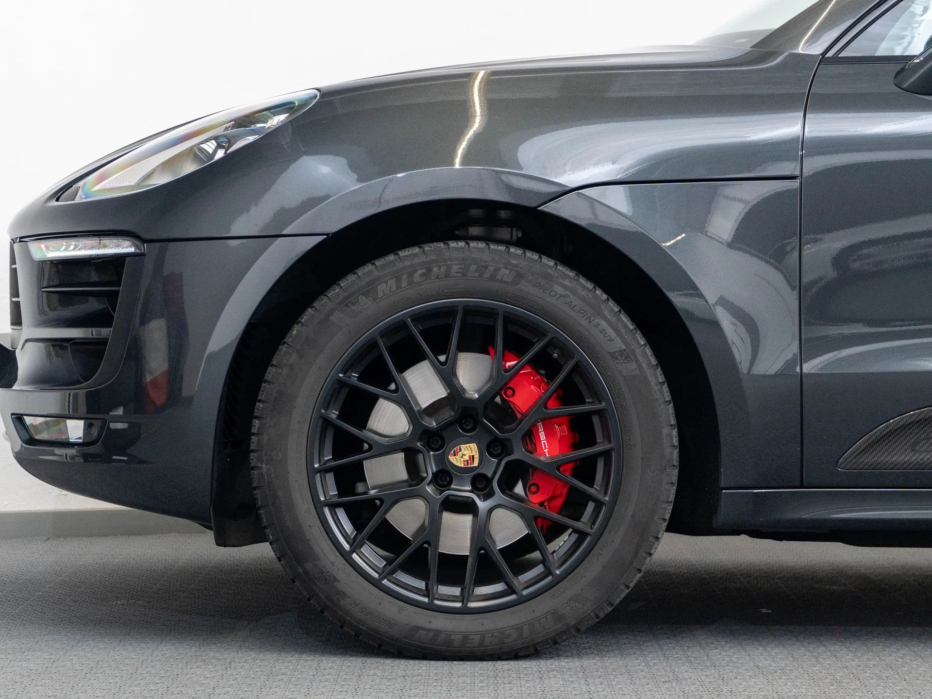 Porsche Macan 3.0 Benzina 353 CP Gri - Samsaru's Car Outlet