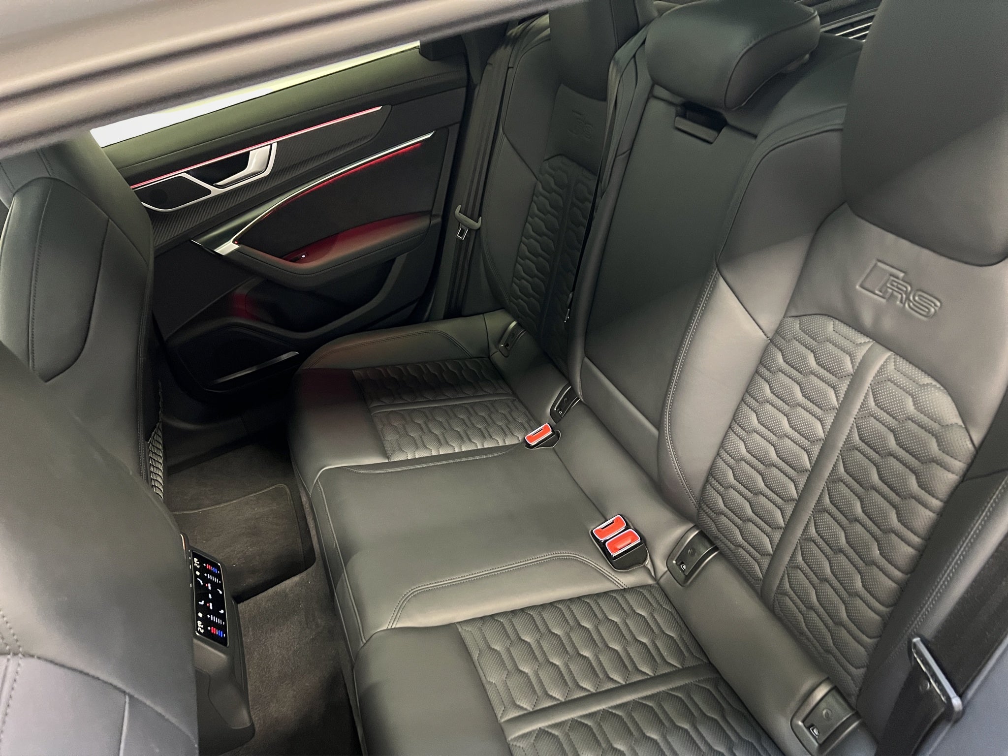 Audi RS6 Avant 600CP MHEV