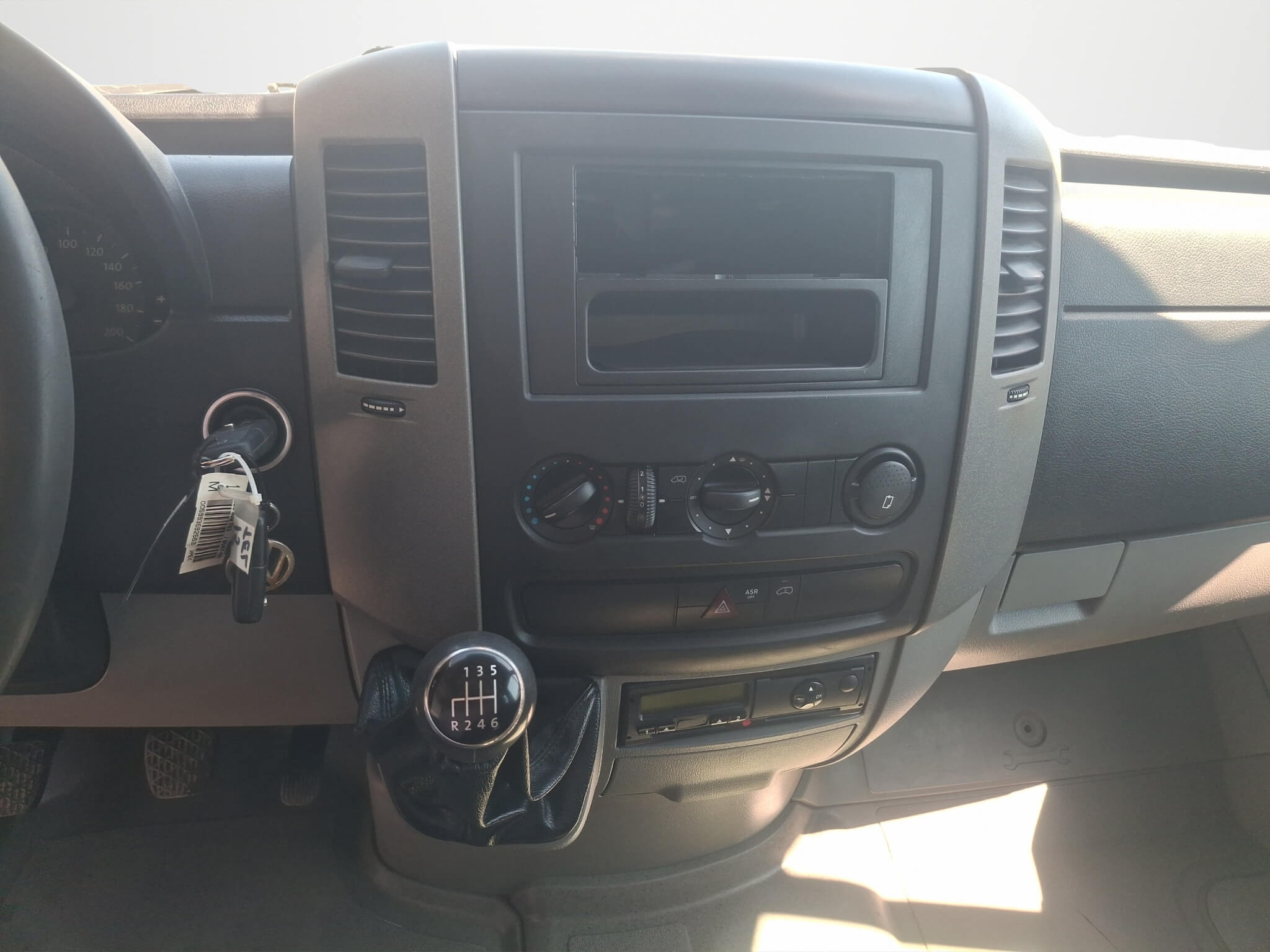 VW Crafter GP 50 Double Cab - Samsaru's Car Outlet