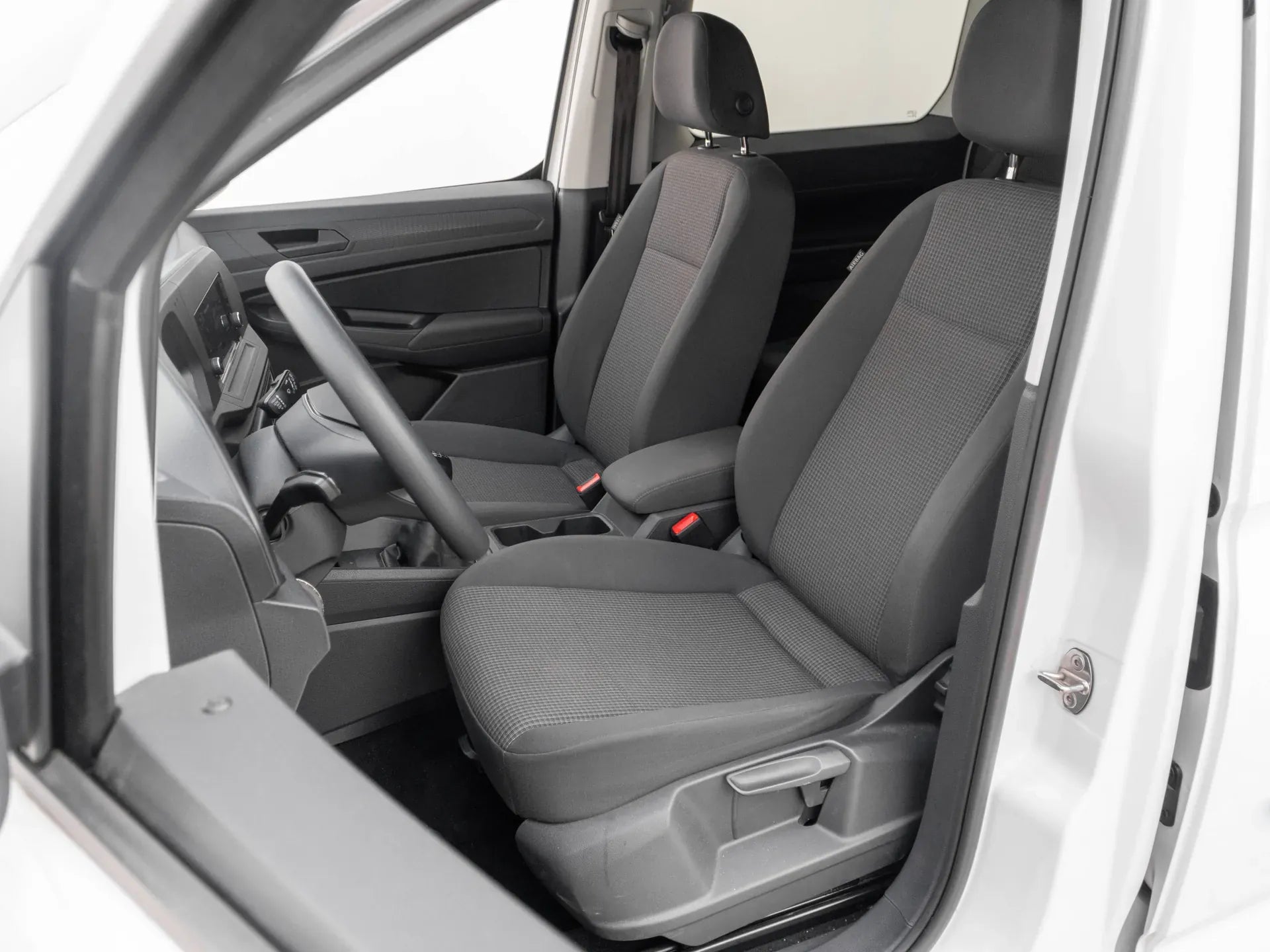 Volkswagen Caddy 2.0 Diesel 102 CP Alb - Samsaru's Car Outlet