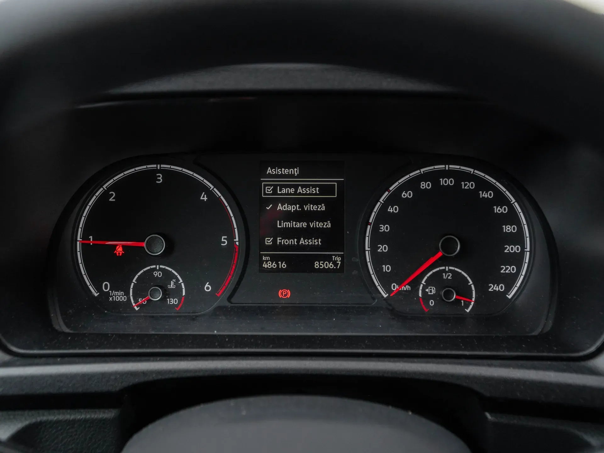 Volkswagen Caddy 2.0 Diesel 102 CP Alb - Samsaru's Car Outlet