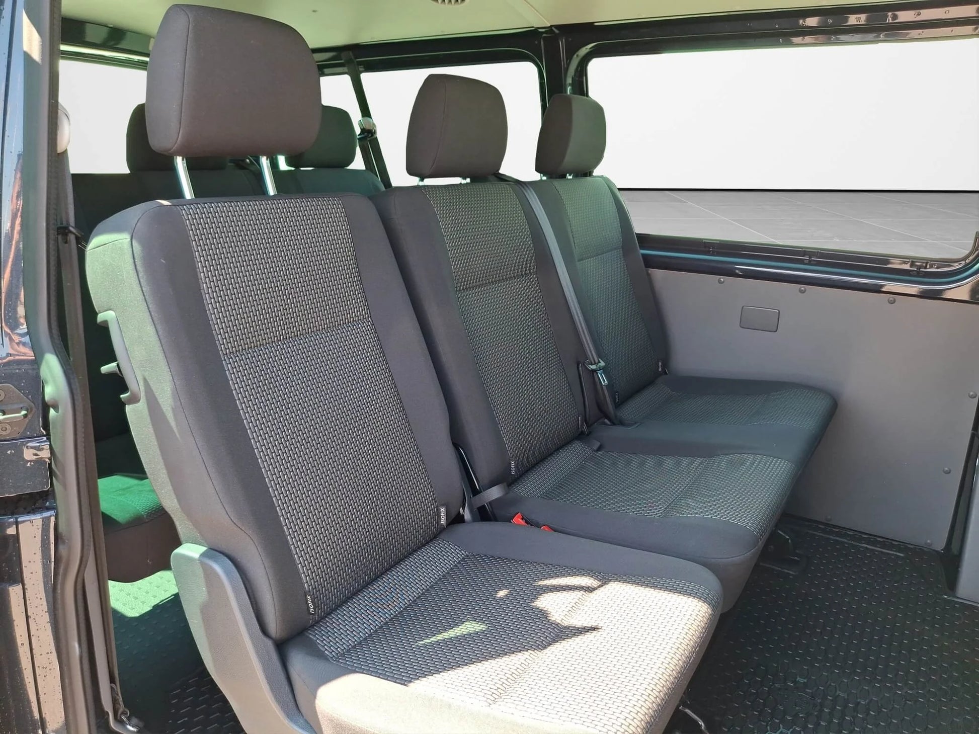 VW Transporter T6.1 2.0 TDI DSG - Samsaru's Car Outlet
