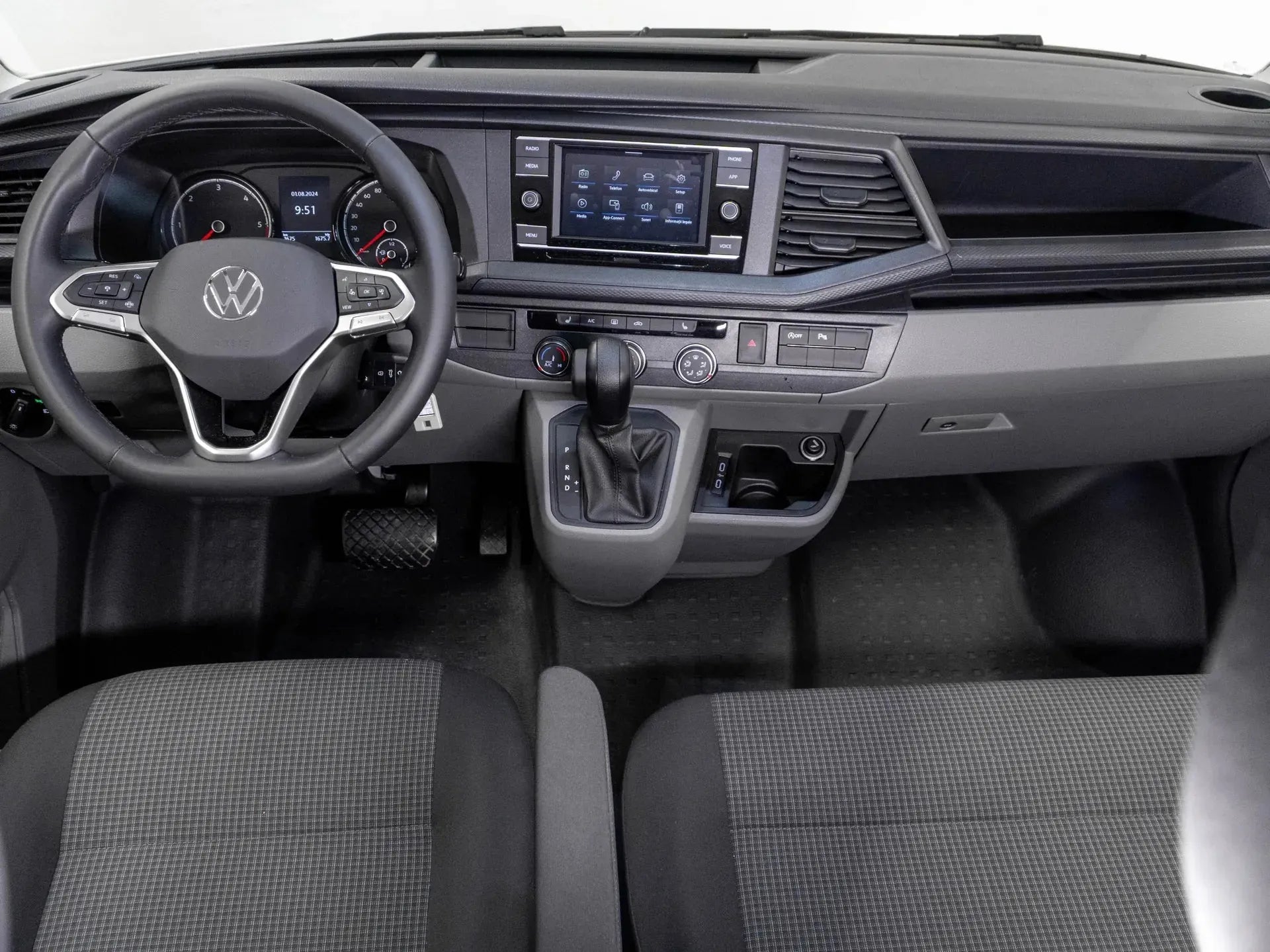 VW Transporter T6.1 2.0 TDI DSG - Samsaru's Car Outlet