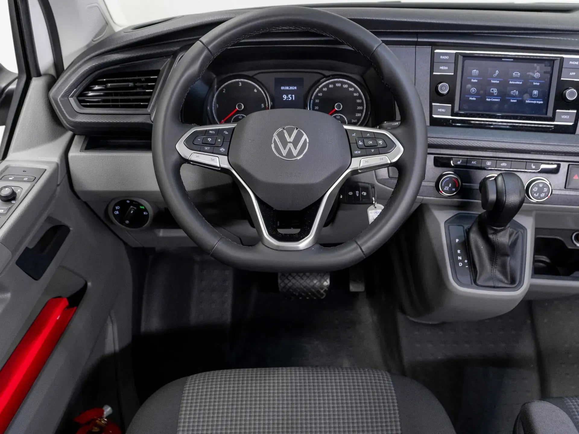 VW Transporter T6.1 2.0 TDI DSG - Samsaru's Car Outlet
