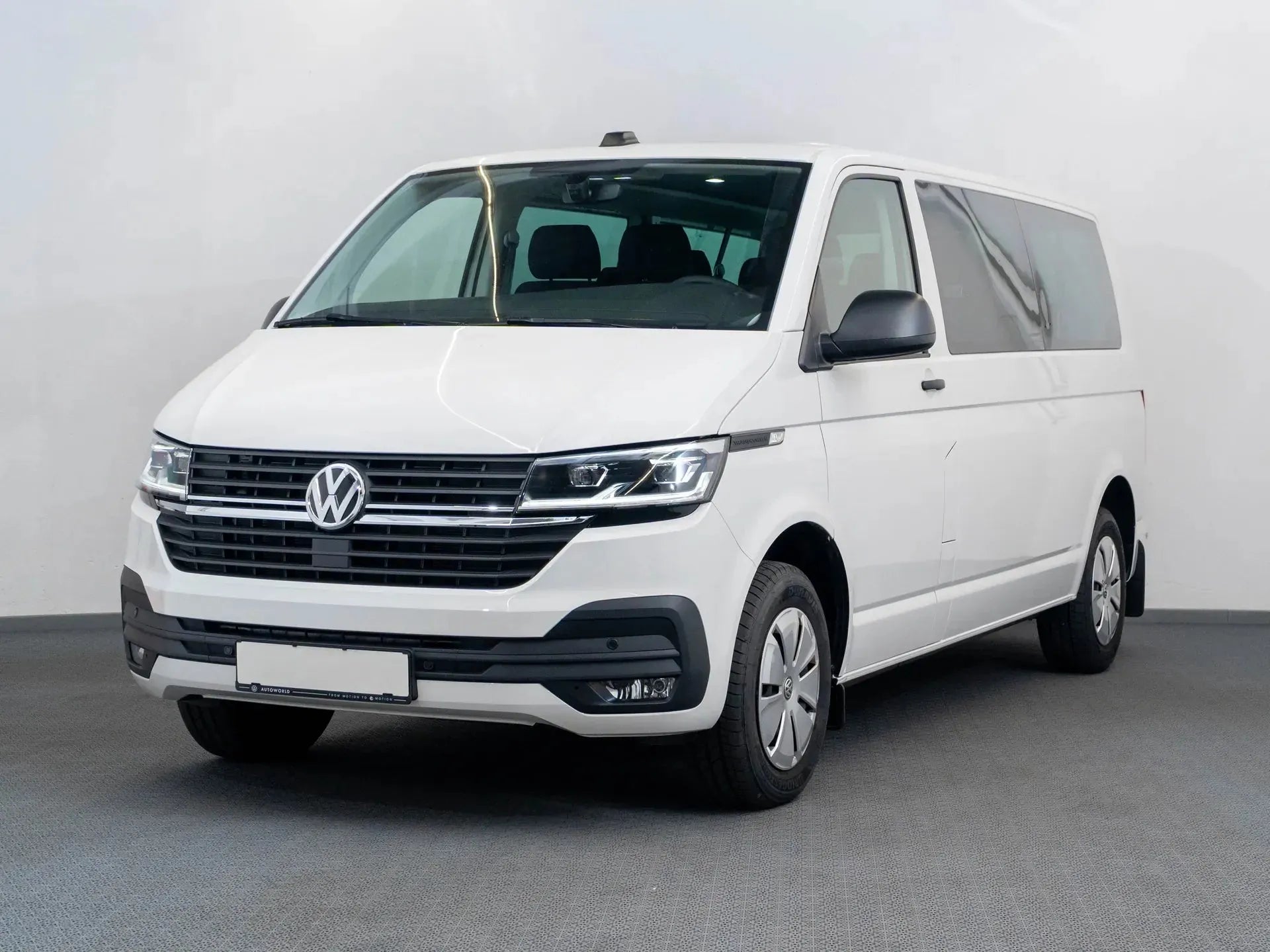VW Transporter T6.1 2.0 TDI DSG - Samsaru's Car Outlet