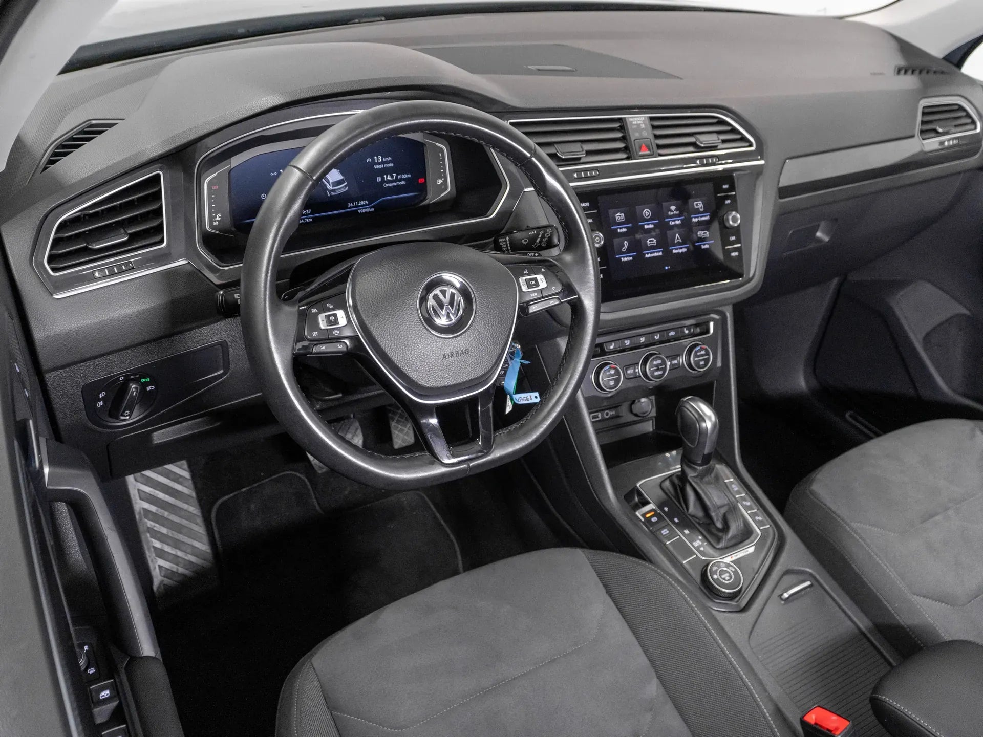 Volkswagen Tiguan 2.0 Diesel 190 CP Gri - Samsaru's Car Outlet