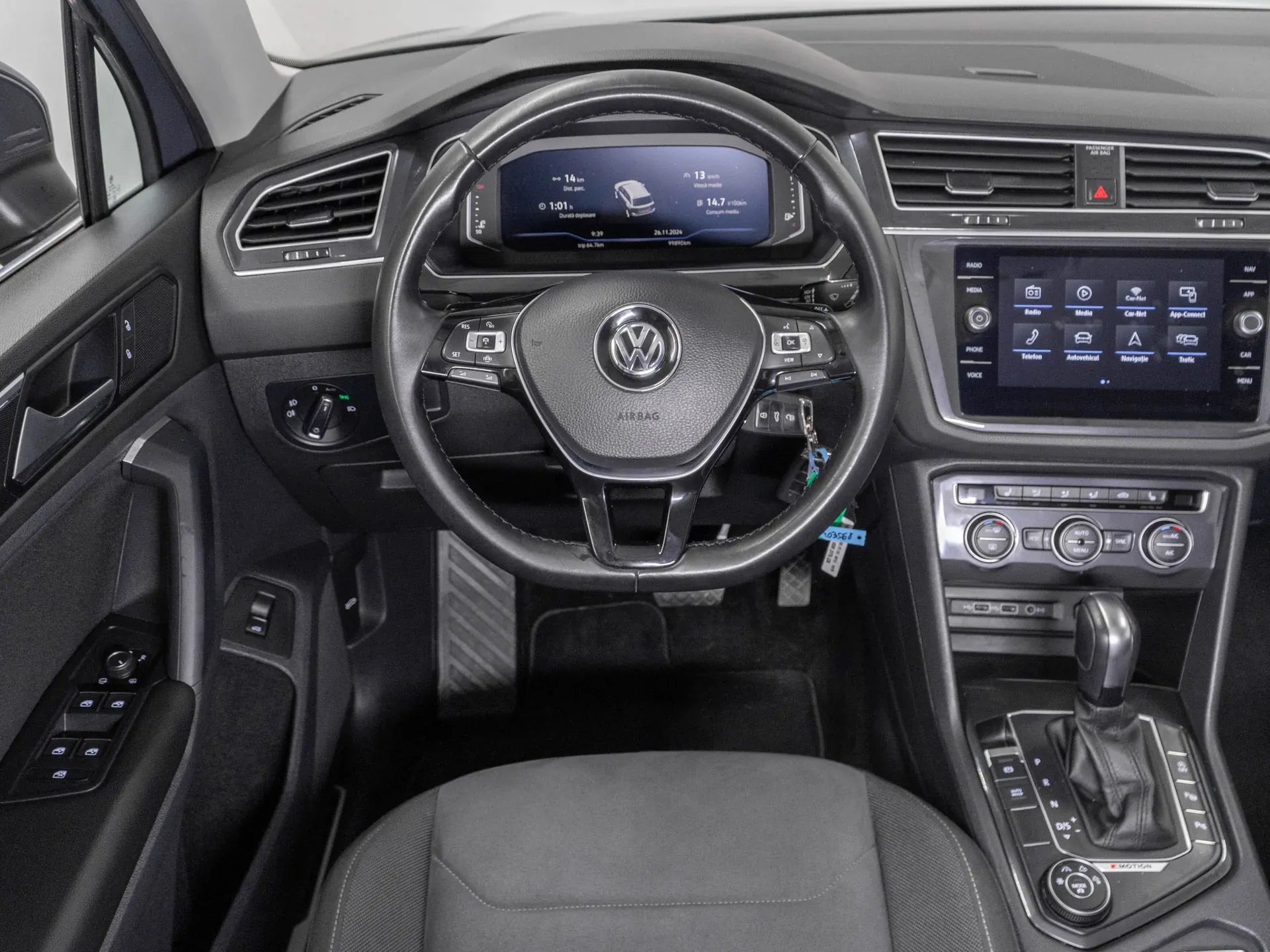 Volkswagen Tiguan 2.0 Diesel 190 CP Gri - Samsaru's Car Outlet