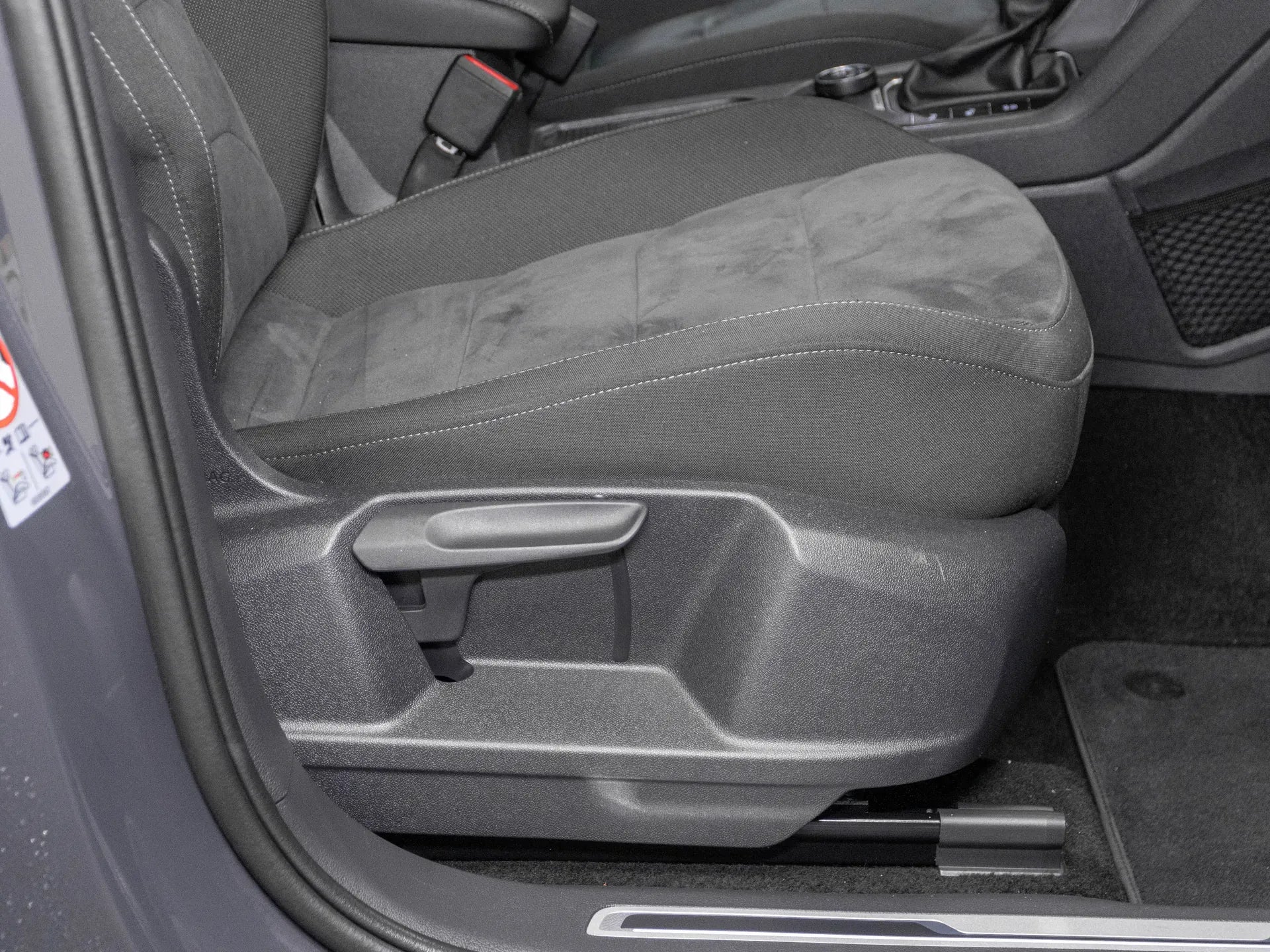 Volkswagen Tiguan 2.0 Diesel 190 CP Gri - Samsaru's Car Outlet