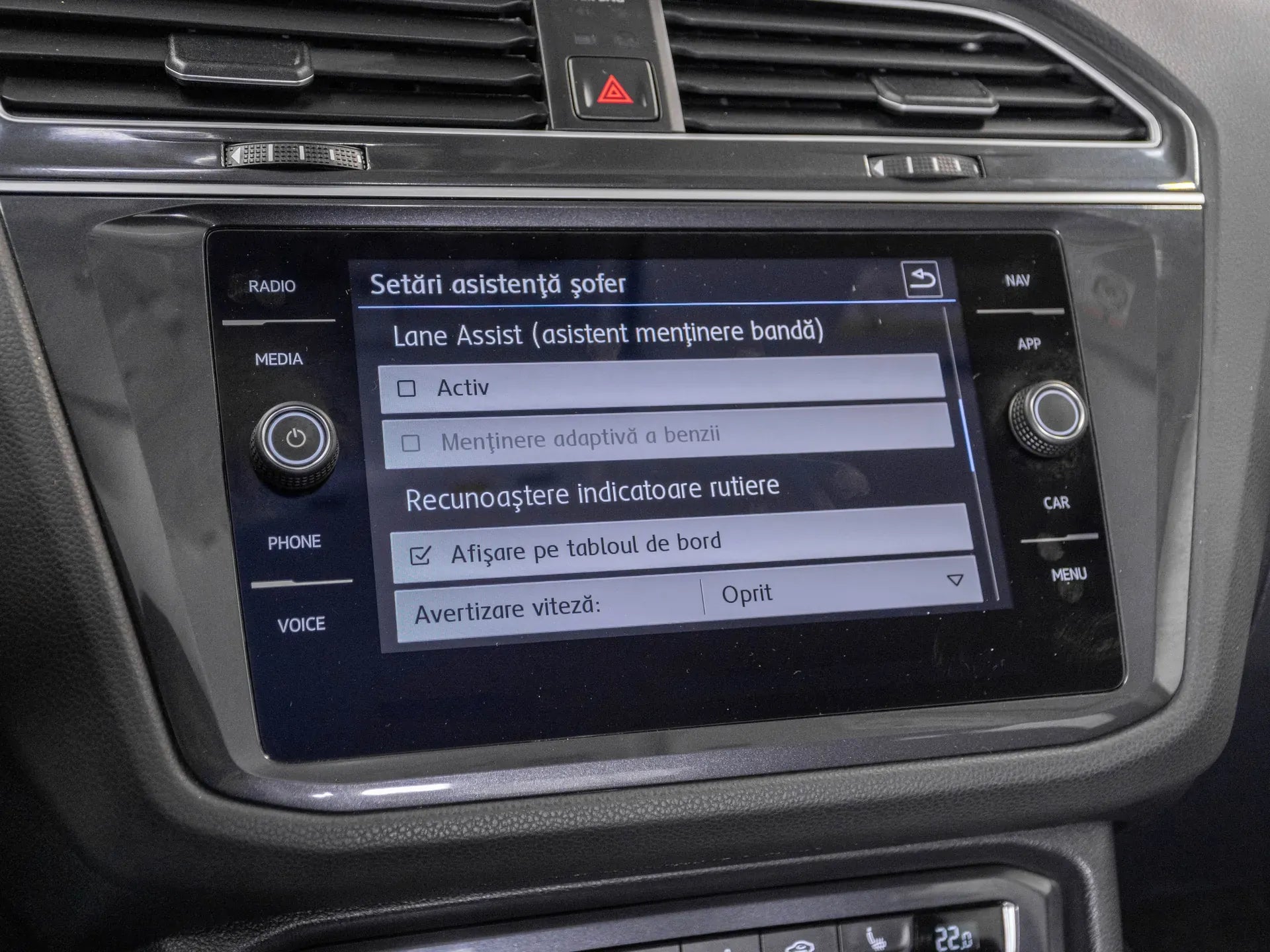 Volkswagen Tiguan 2.0 Diesel 190 CP Gri - Samsaru's Car Outlet