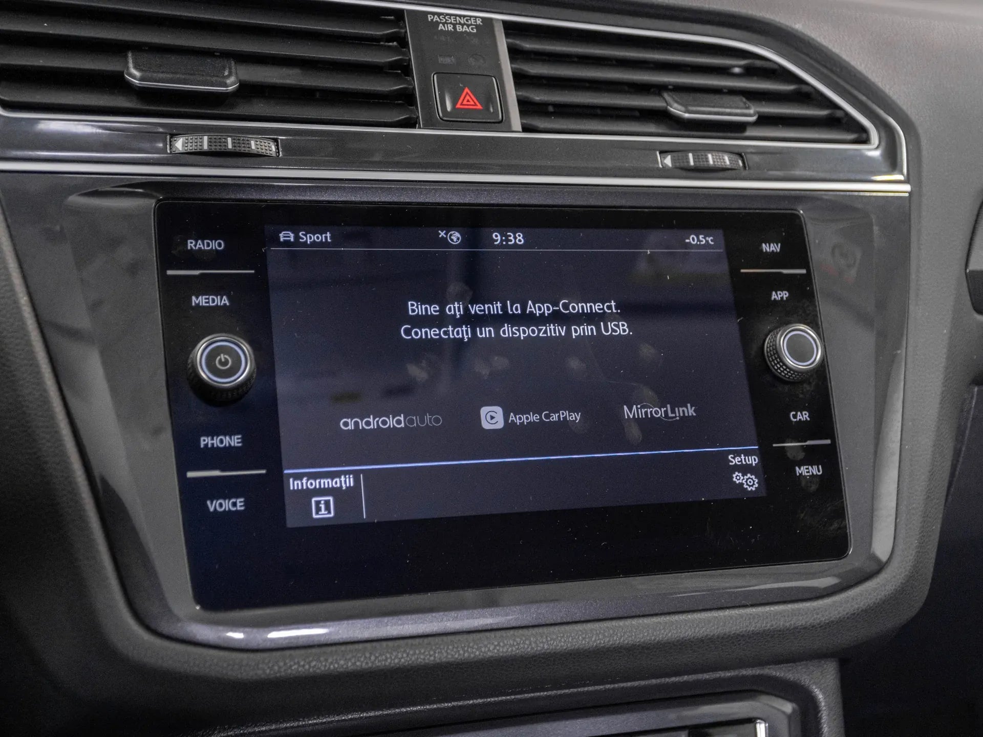 Volkswagen Tiguan 2.0 Diesel 190 CP Gri - Samsaru's Car Outlet