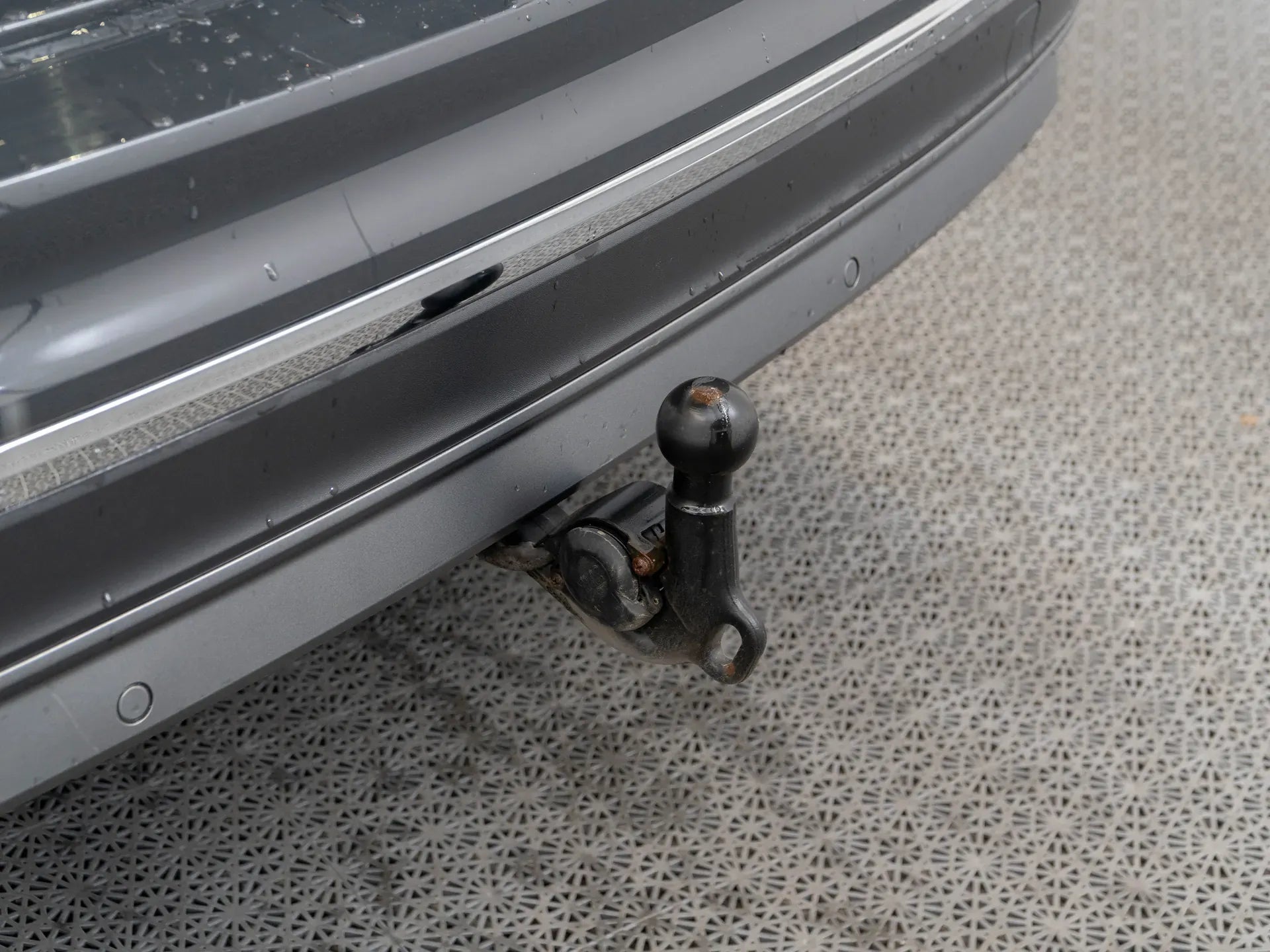 Volkswagen Tiguan 2.0 Diesel 190 CP Gri - Samsaru's Car Outlet